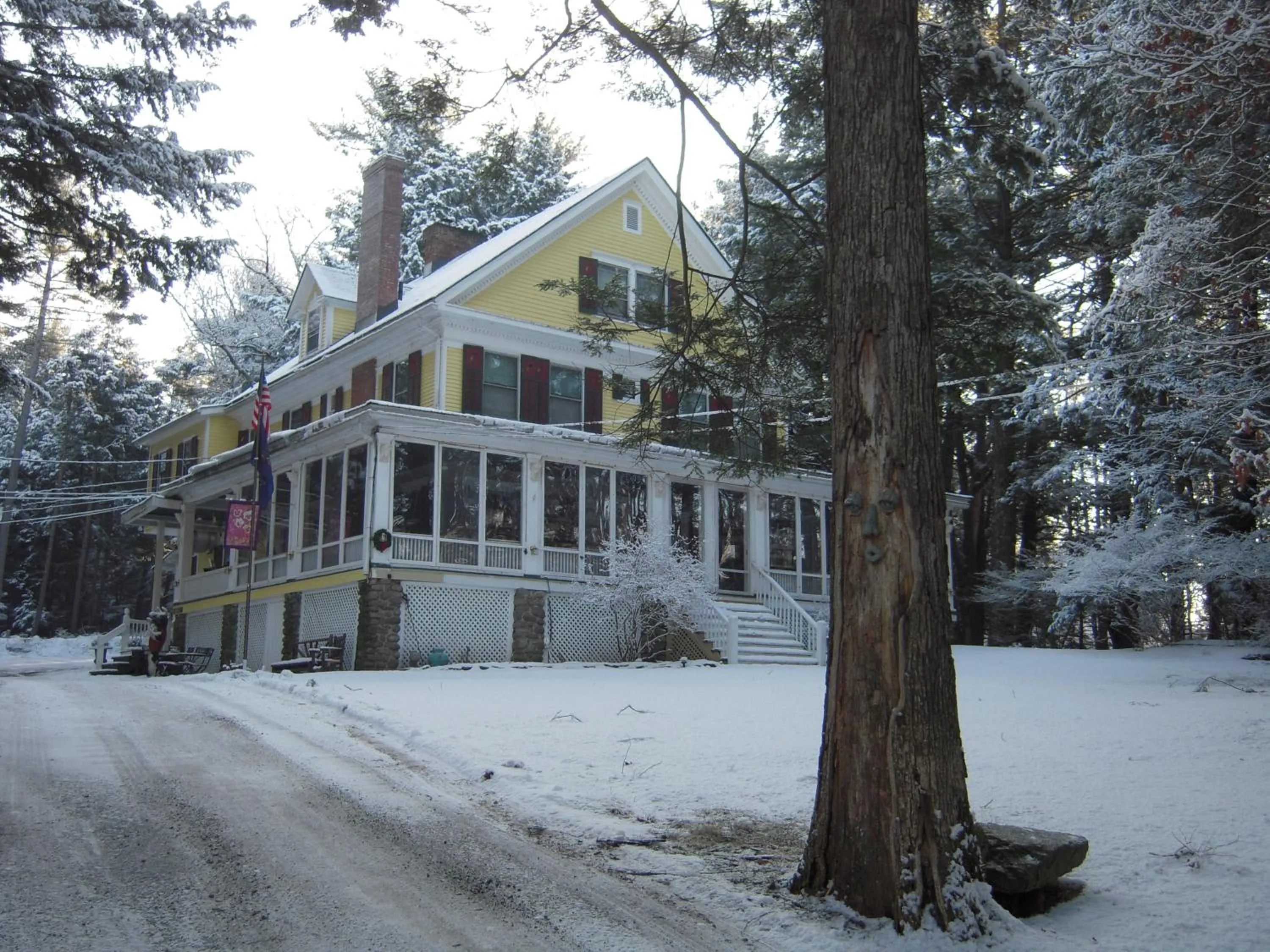 Property building in Brookview Manor Inn