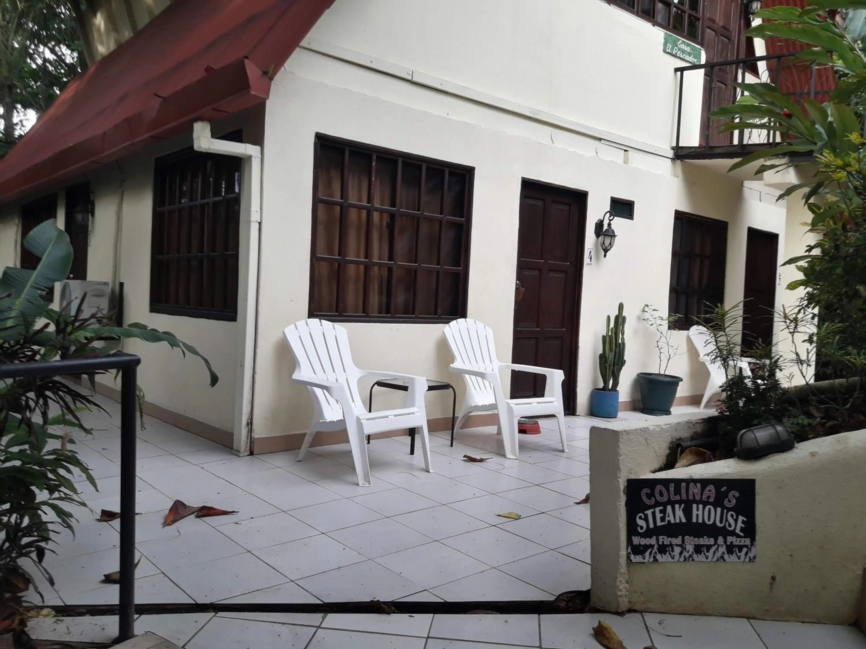 Facade/entrance in Hotel La Colina