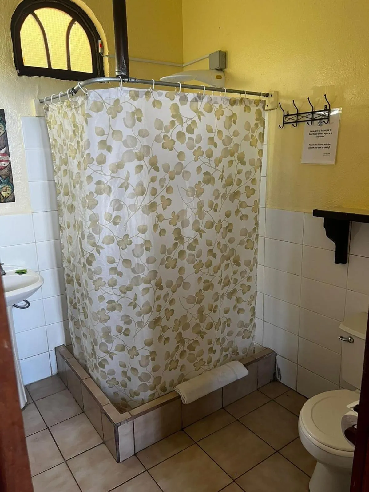 Shower in Hotel La Colina