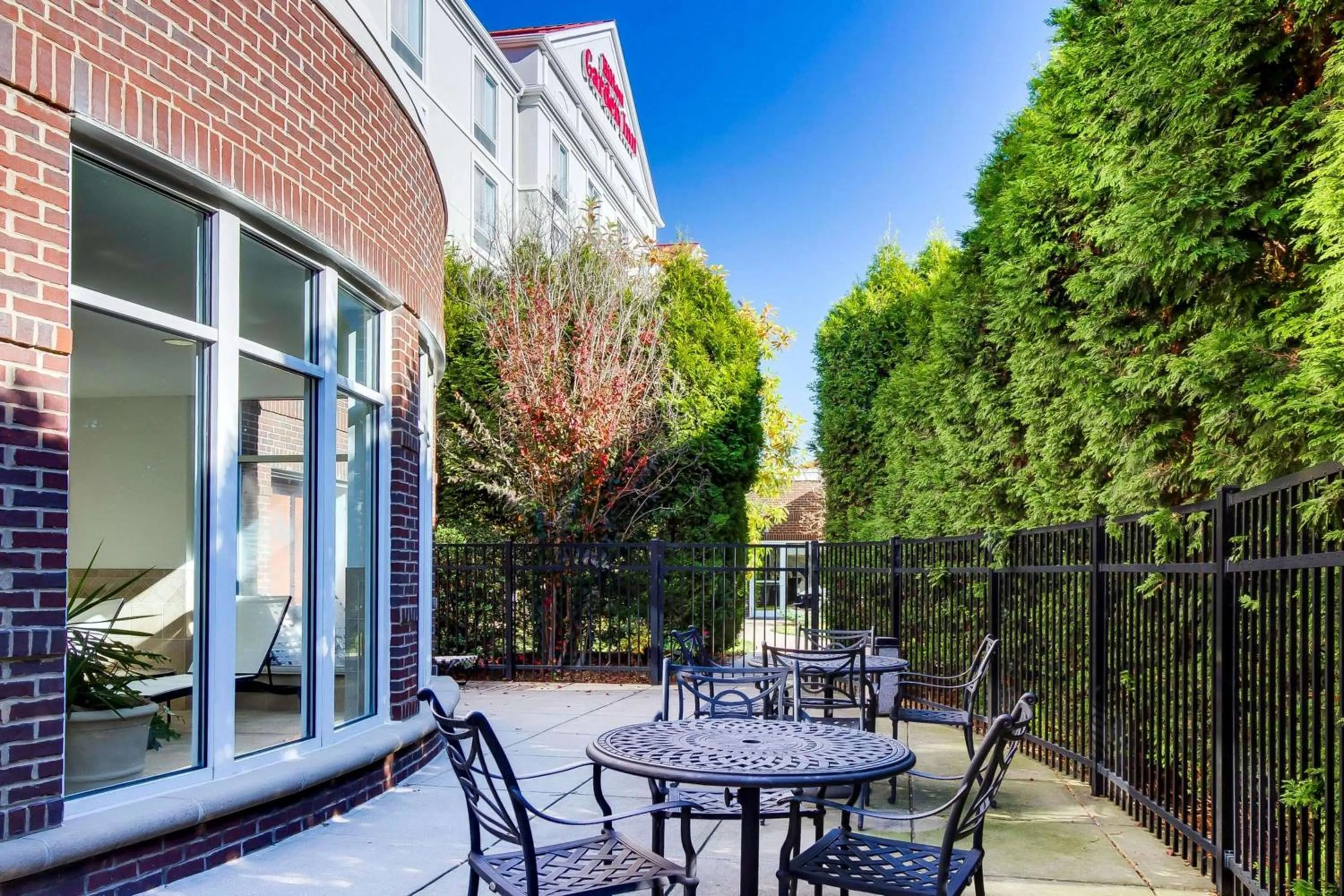 Beach in Hilton Garden Inn Louisville-Northeast