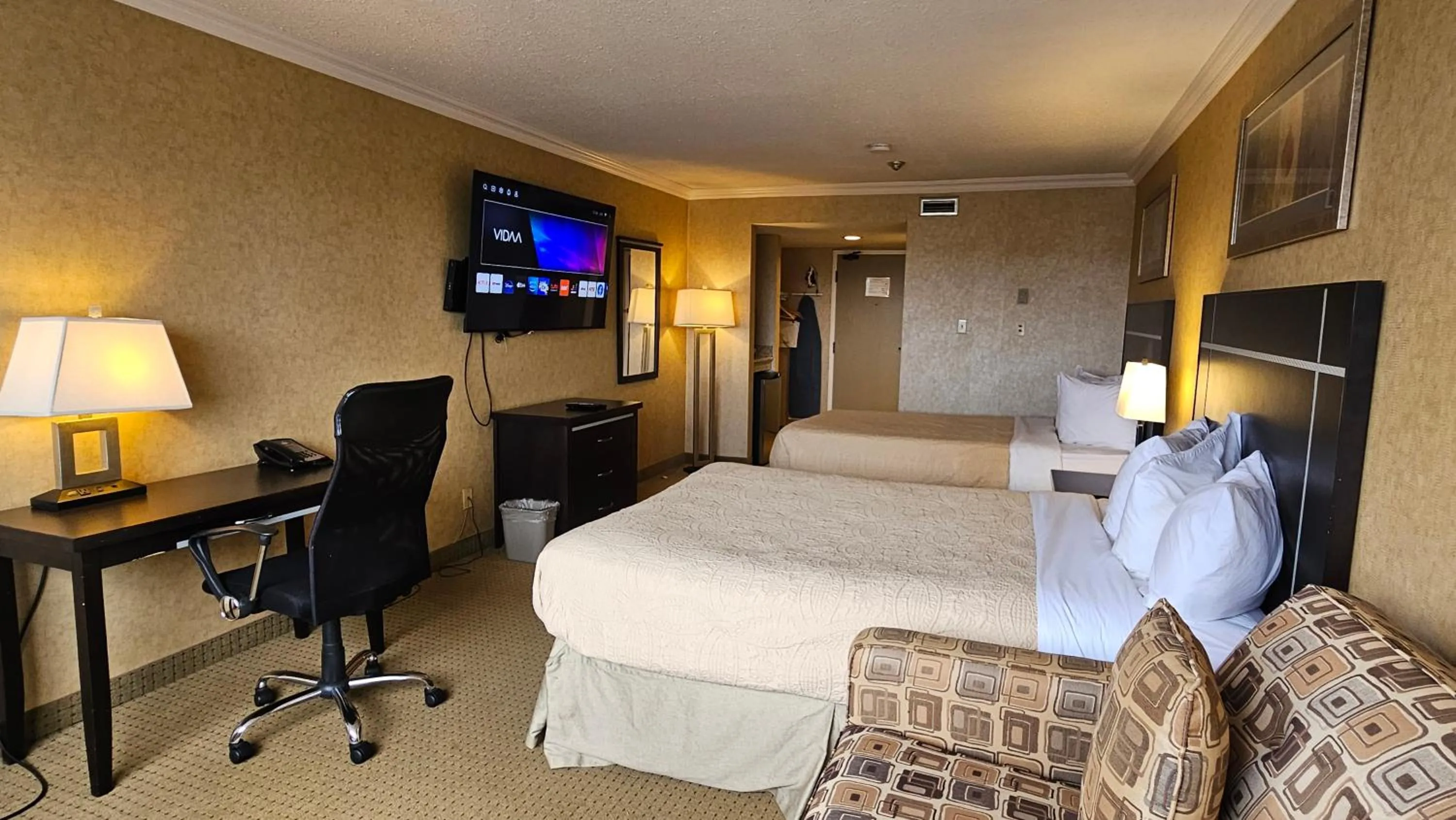 Bedroom, Bed in The George Dawson Inn & Conference Centre