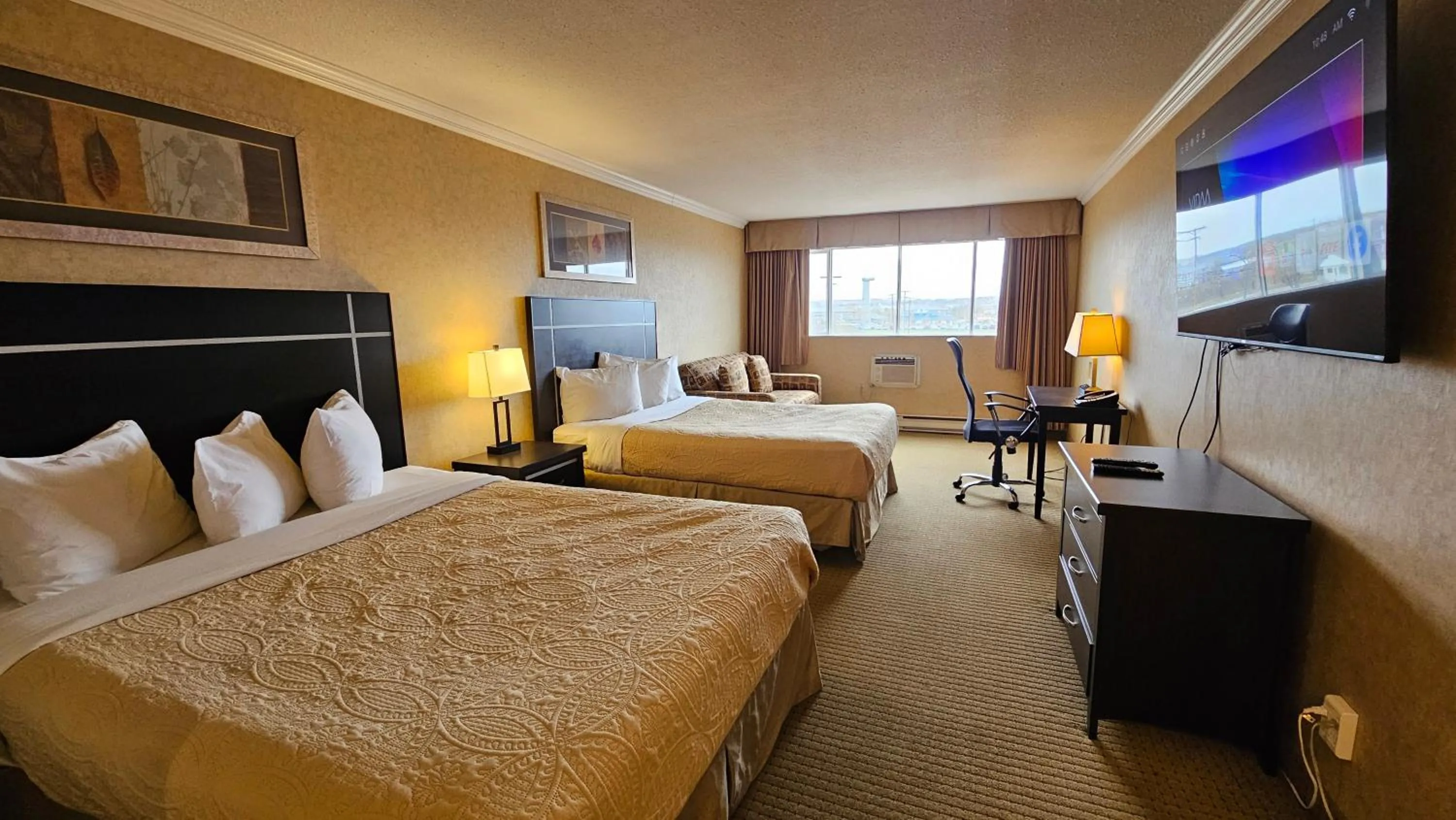 Bedroom, Bed in The George Dawson Inn & Conference Centre