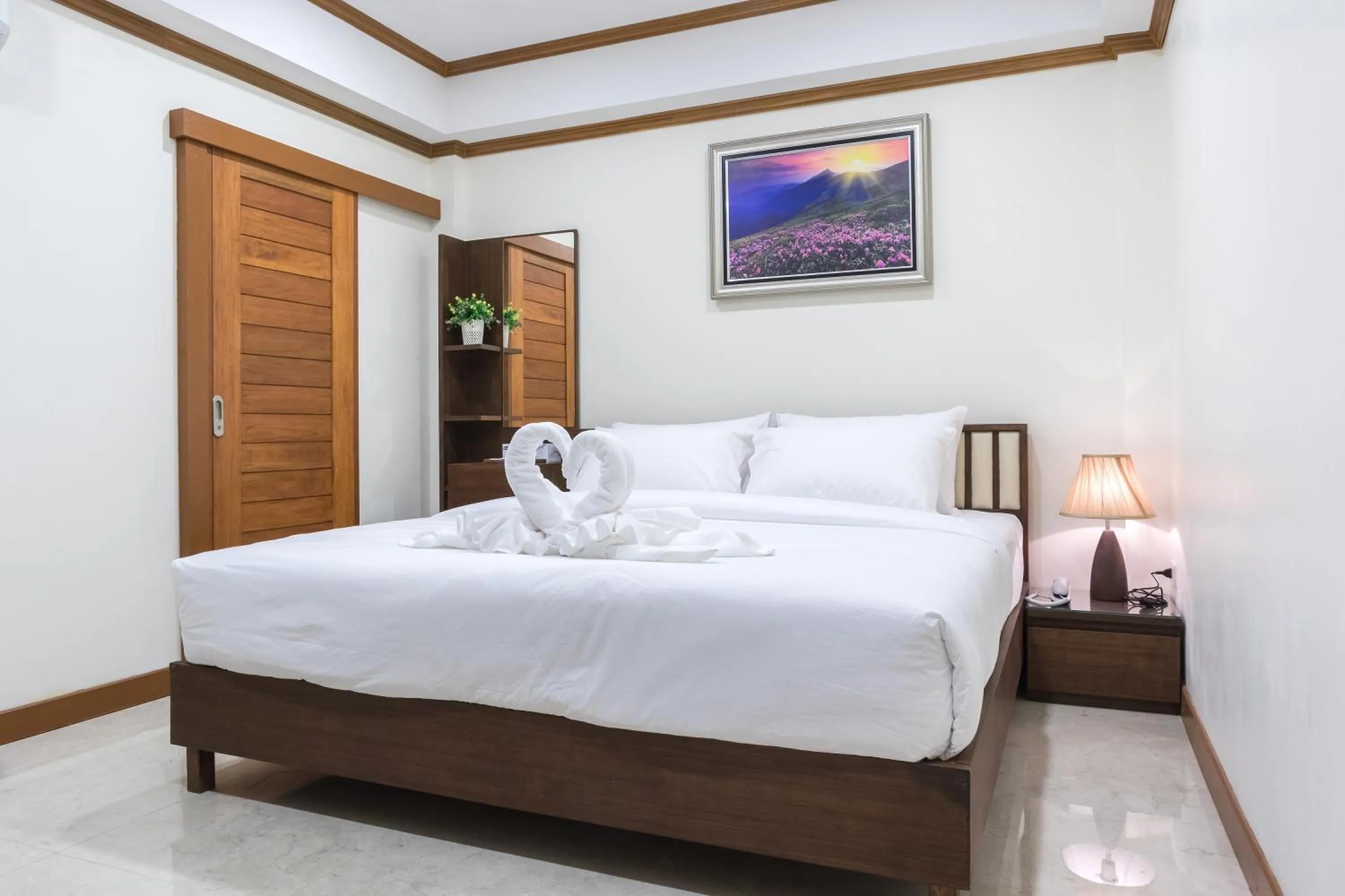 Bedroom, Bed in Suthep Home & Hostel