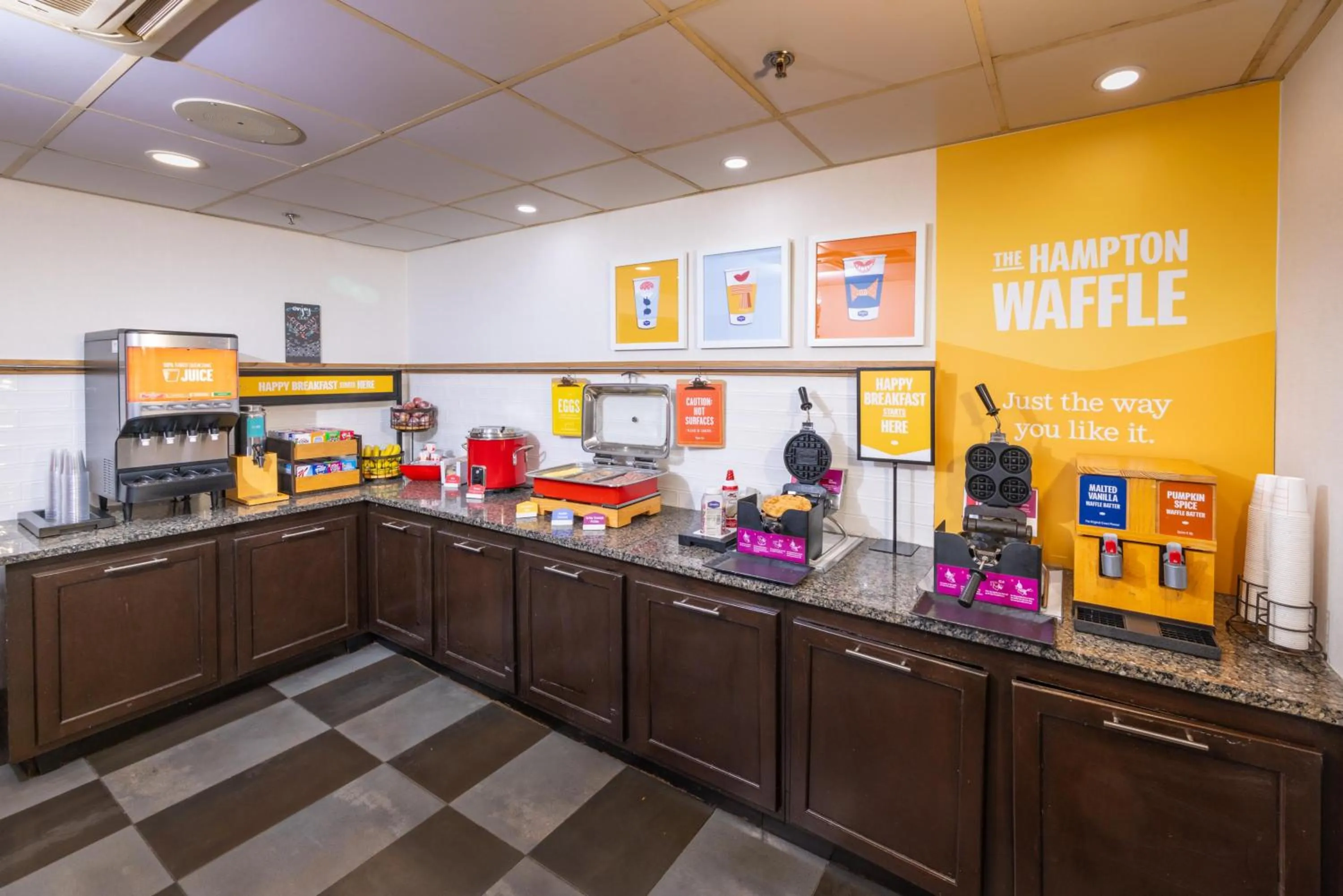 Breakfast in Hampton Inn Tampa International Airport/Westshore