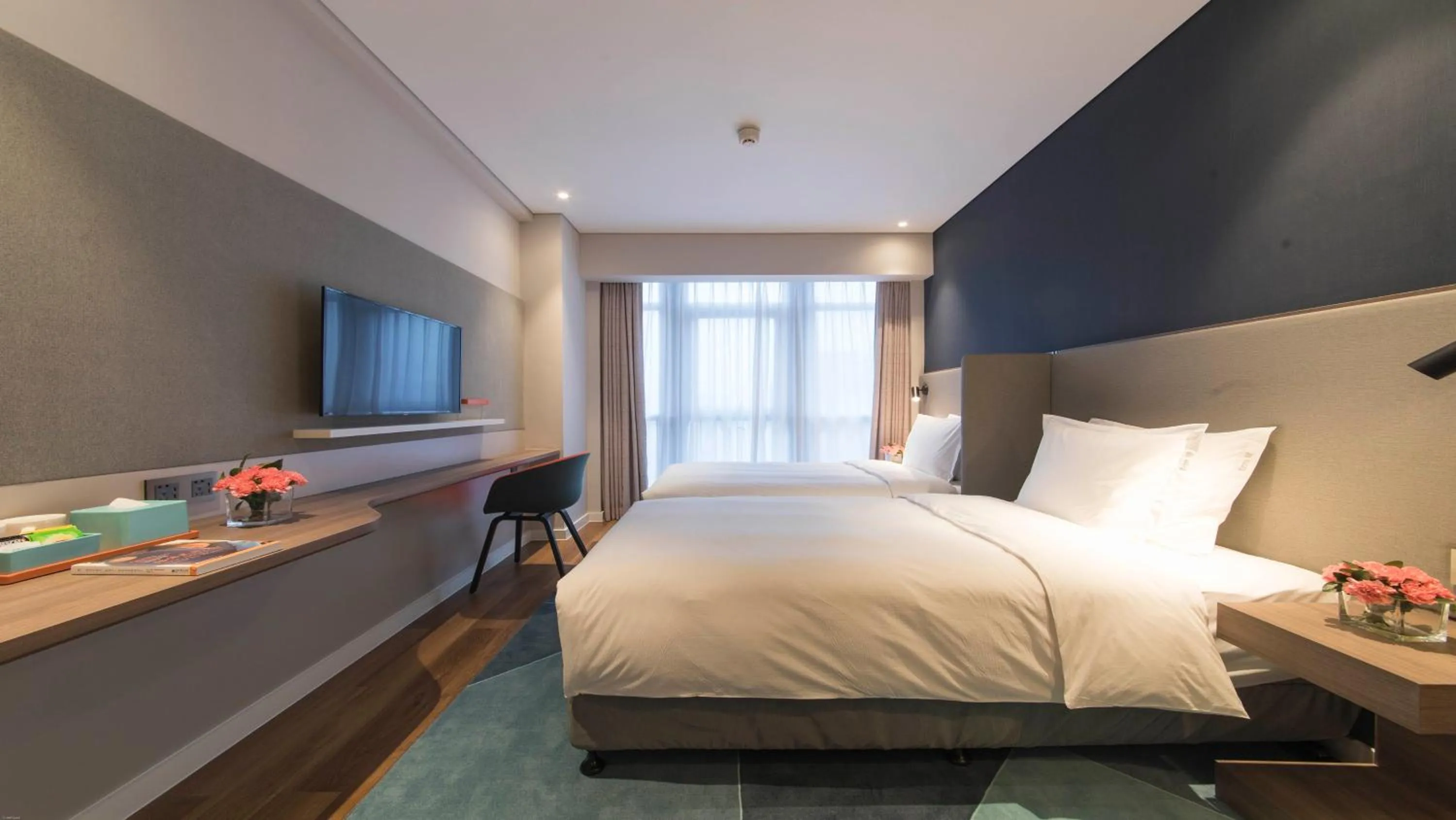 Photo of the whole room, Bed in Holiday Inn Express Liyang Huafu by IHG