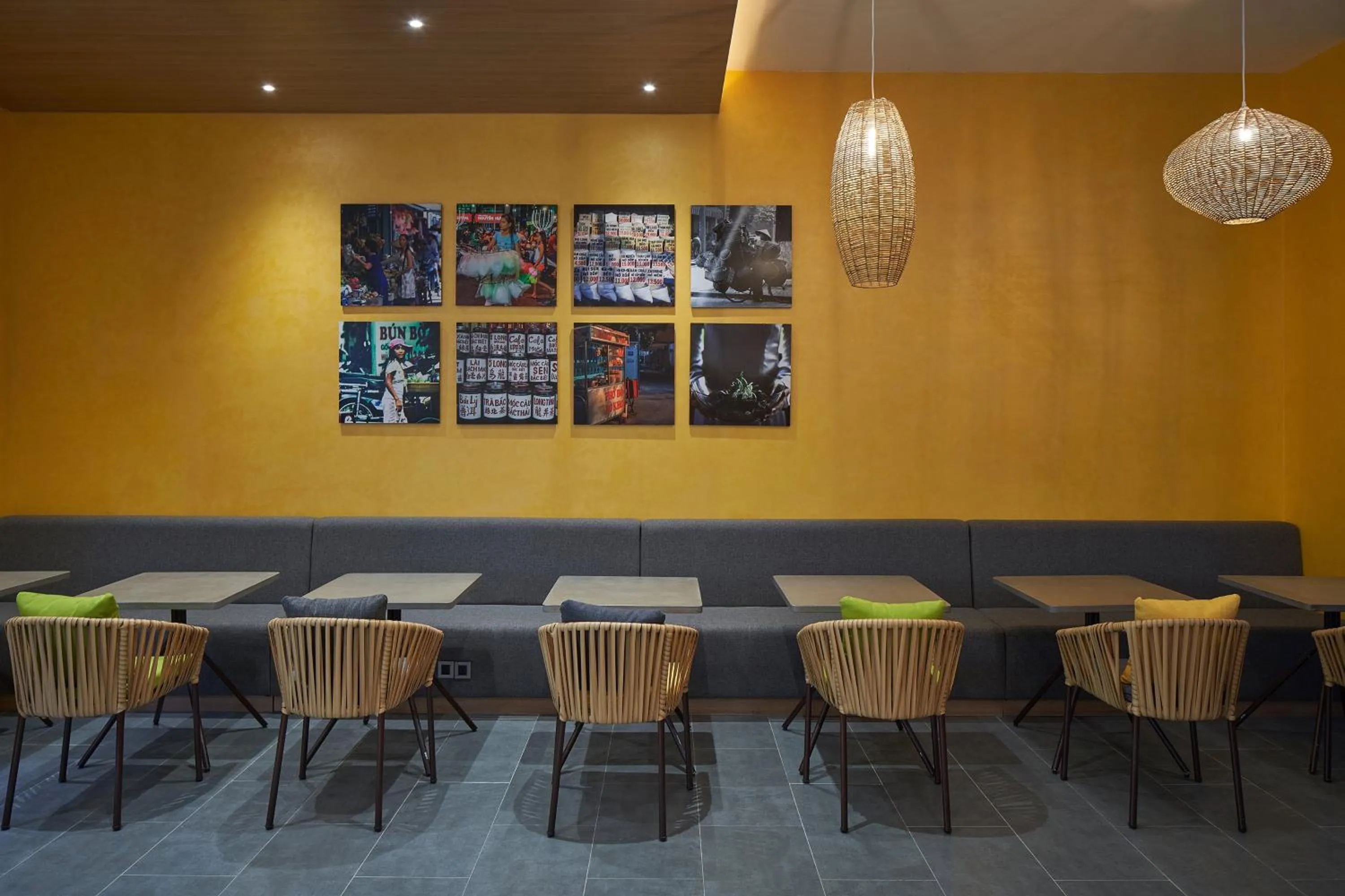 Coffee/tea facilities in Holiday Inn & Suites Saigon Airport by IHG