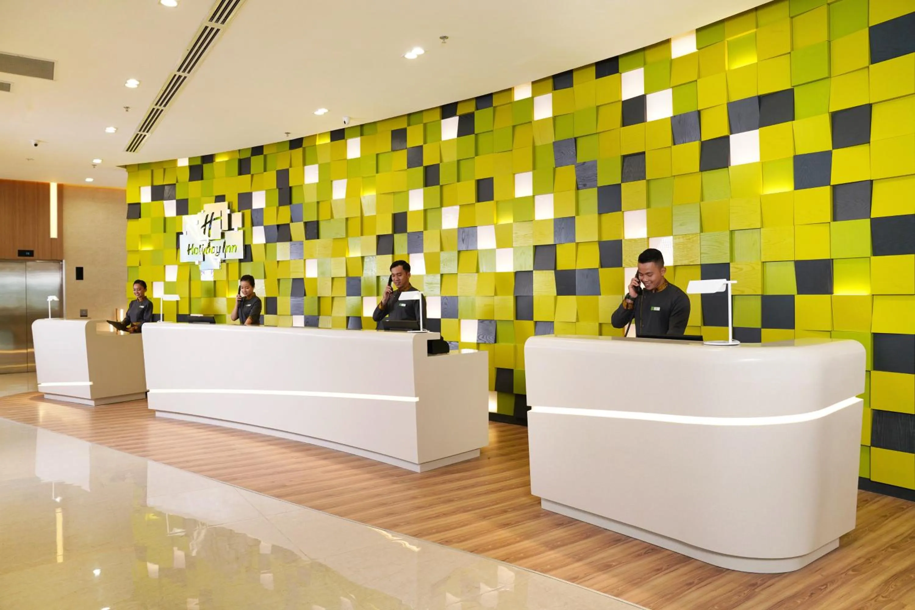 Property building in Holiday Inn & Suites Saigon Airport by IHG