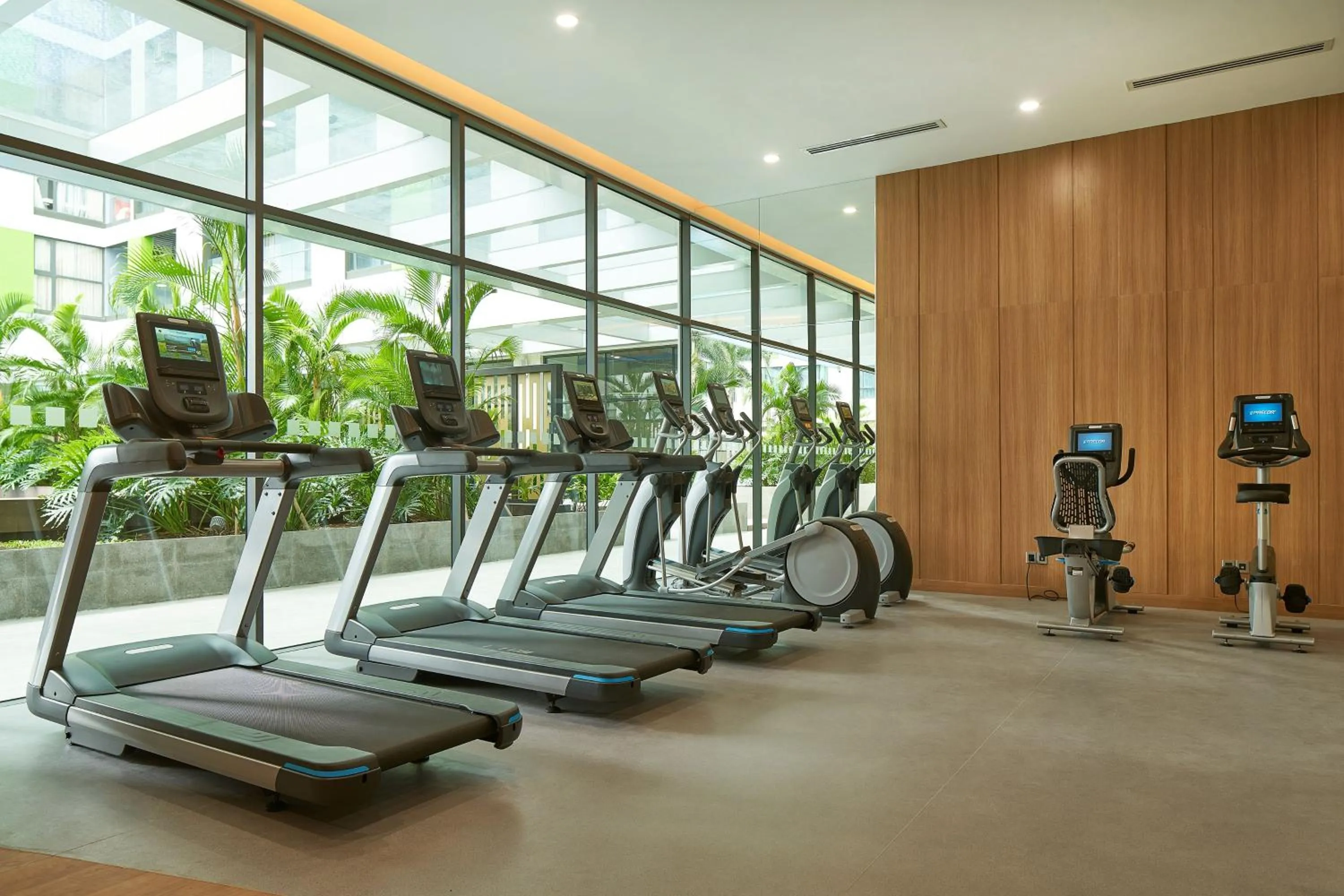 Fitness centre/facilities in Holiday Inn & Suites Saigon Airport by IHG