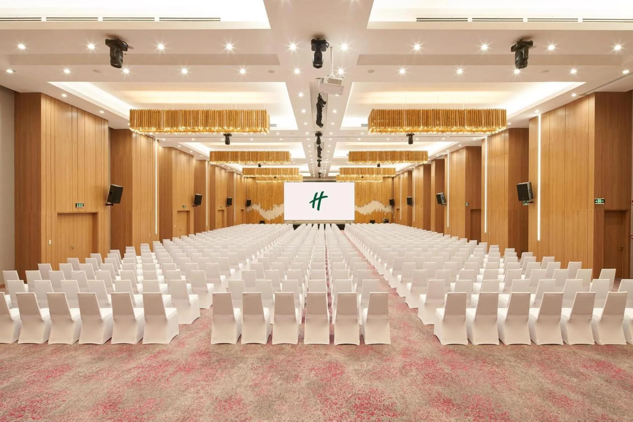 Banquet/Function facilities in Holiday Inn & Suites Saigon Airport by IHG