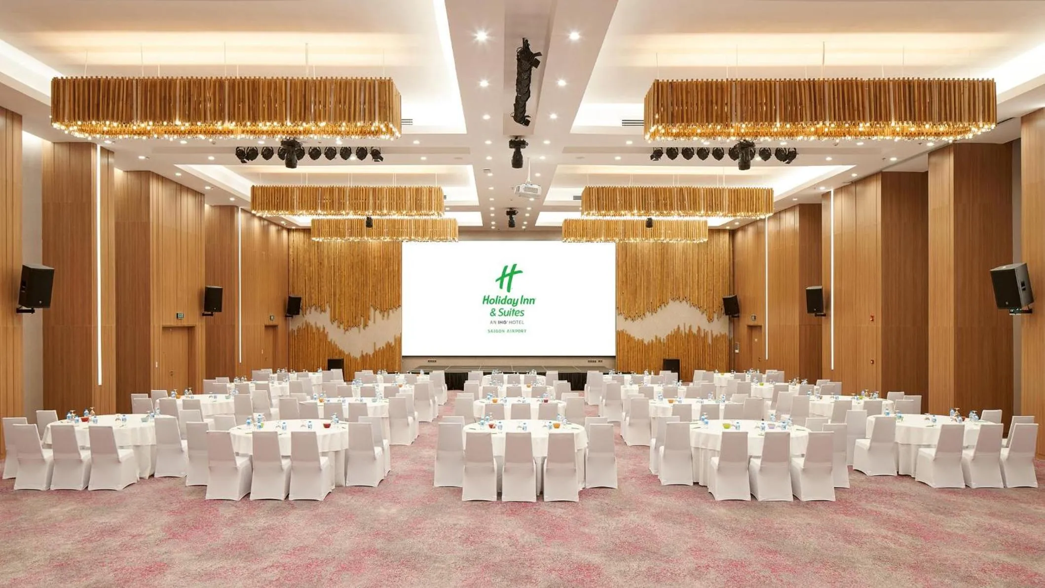 Banquet/Function facilities in Holiday Inn & Suites Saigon Airport by IHG