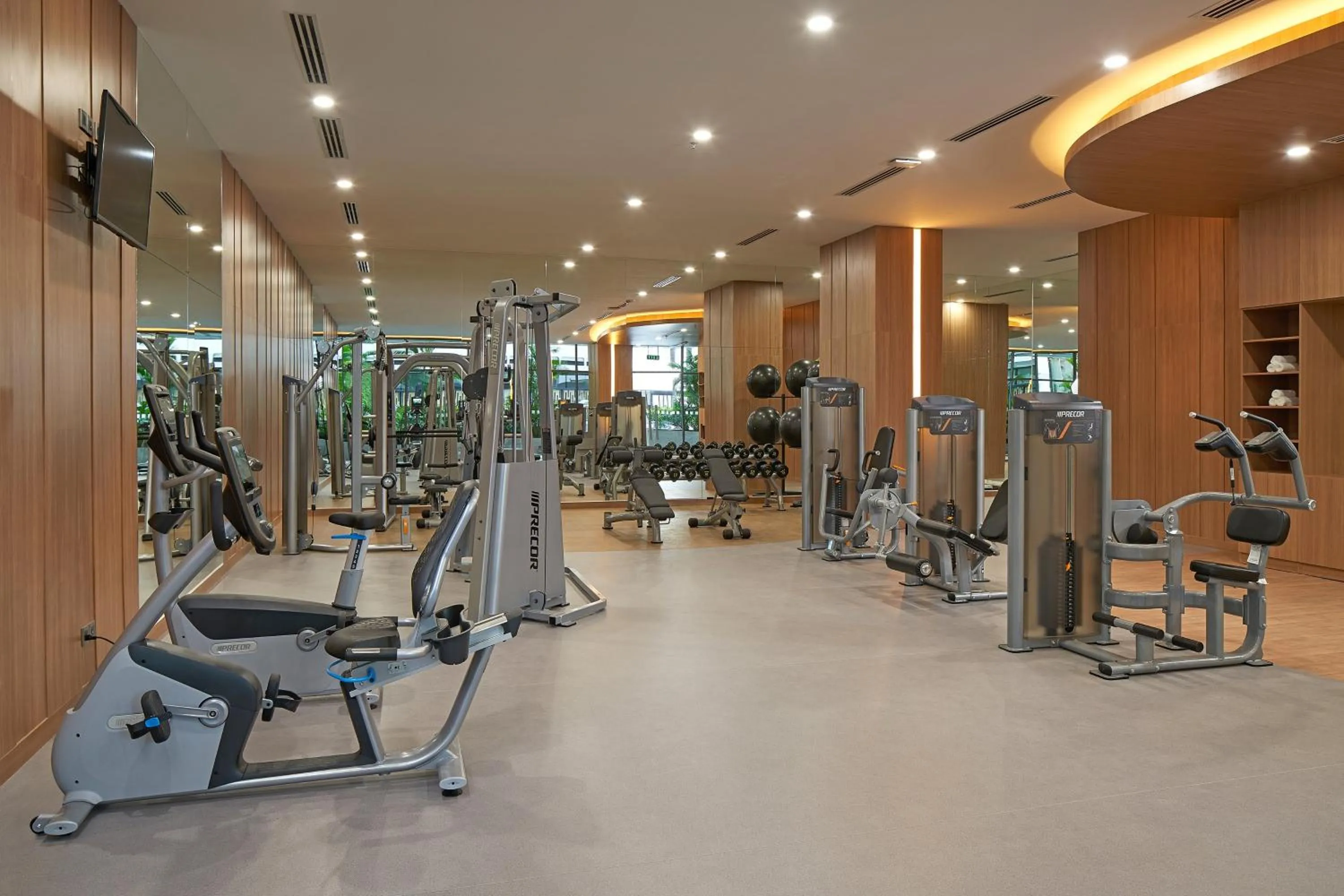 Fitness centre/facilities in Holiday Inn & Suites Saigon Airport by IHG