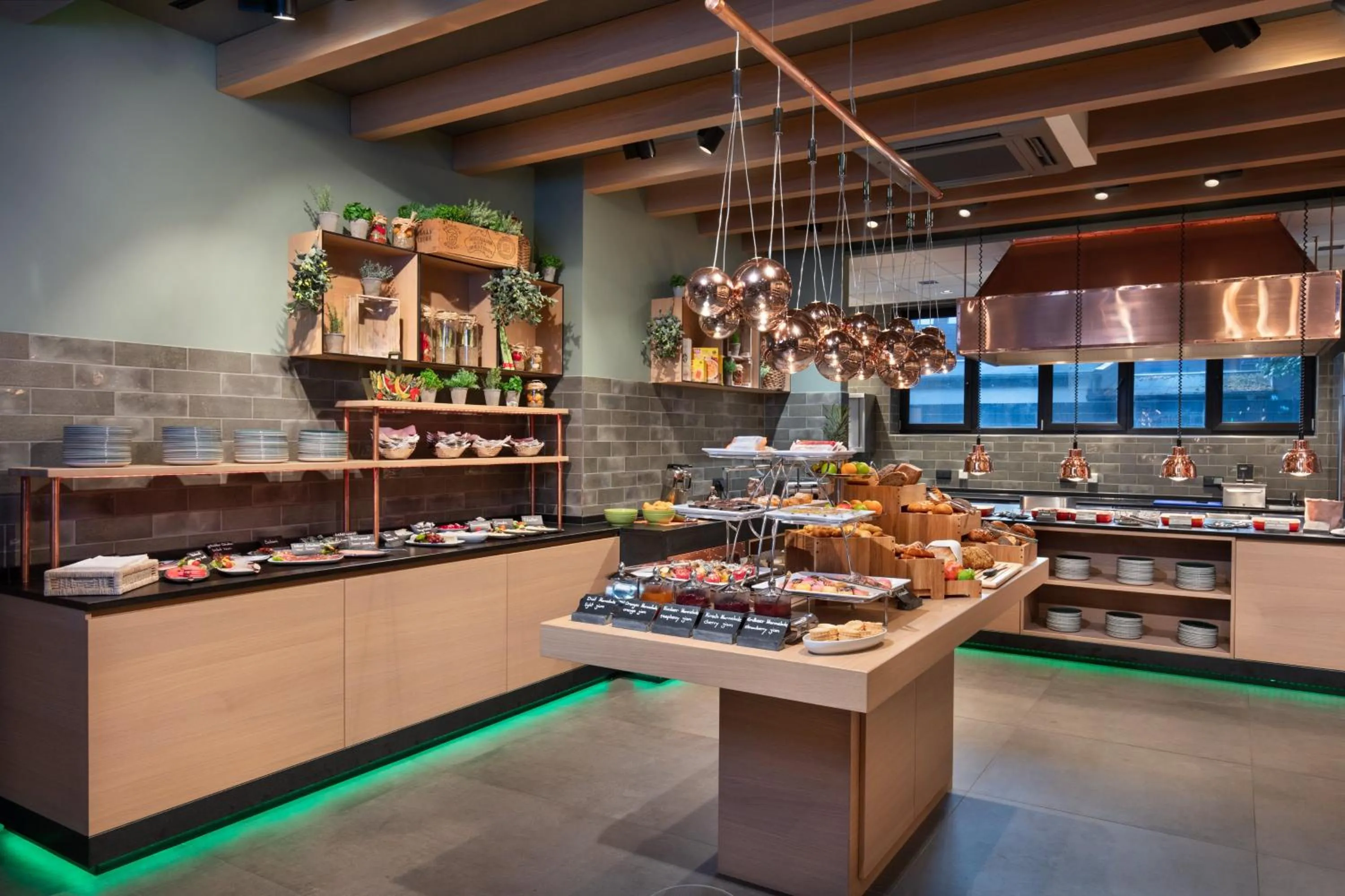 Breakfast in Holiday Inn - Osnabrück by IHG