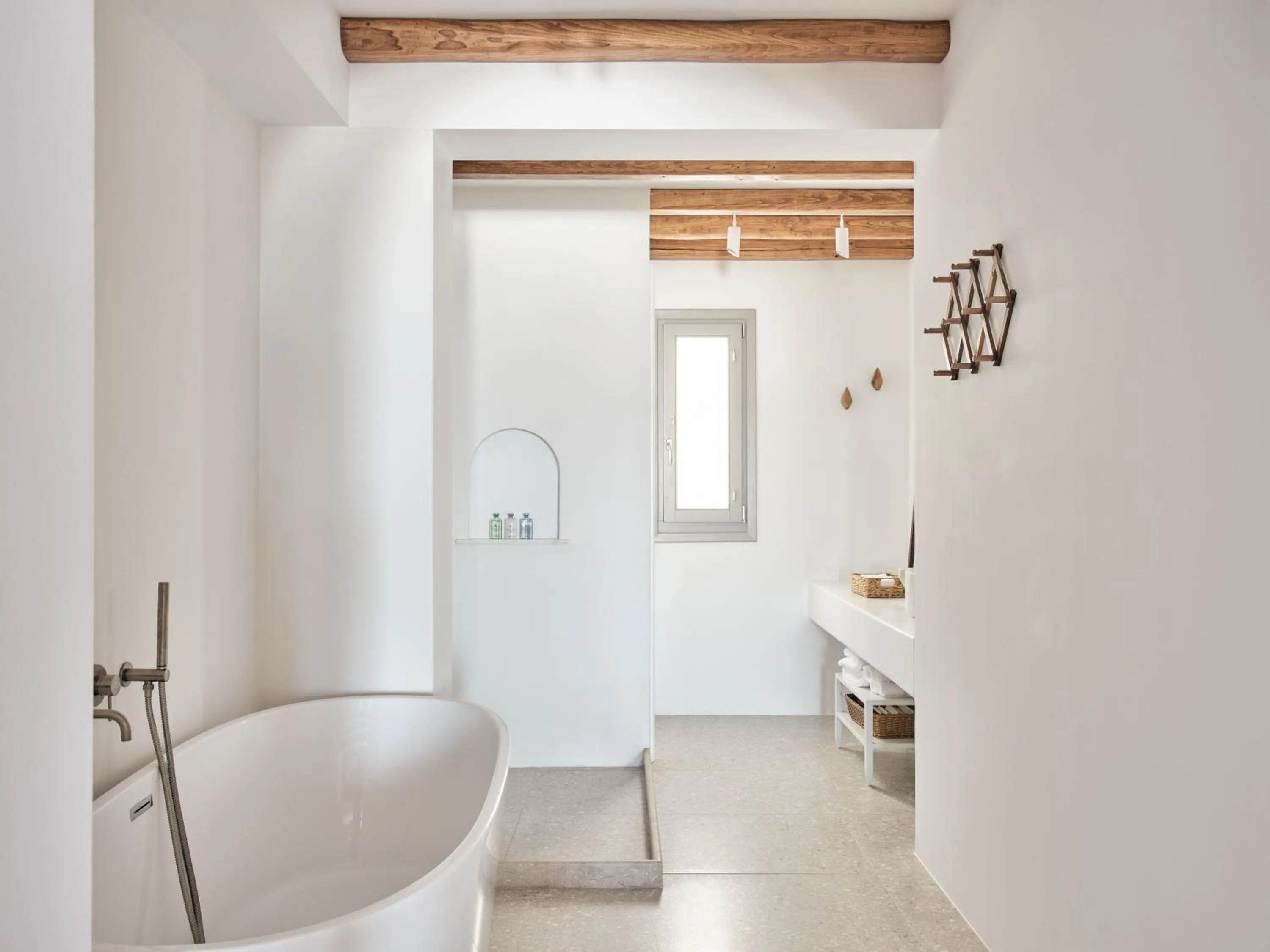Bathroom in Belvedere Mykonos - Hilltop Rooms & Suites - The Leading Hotels of the World