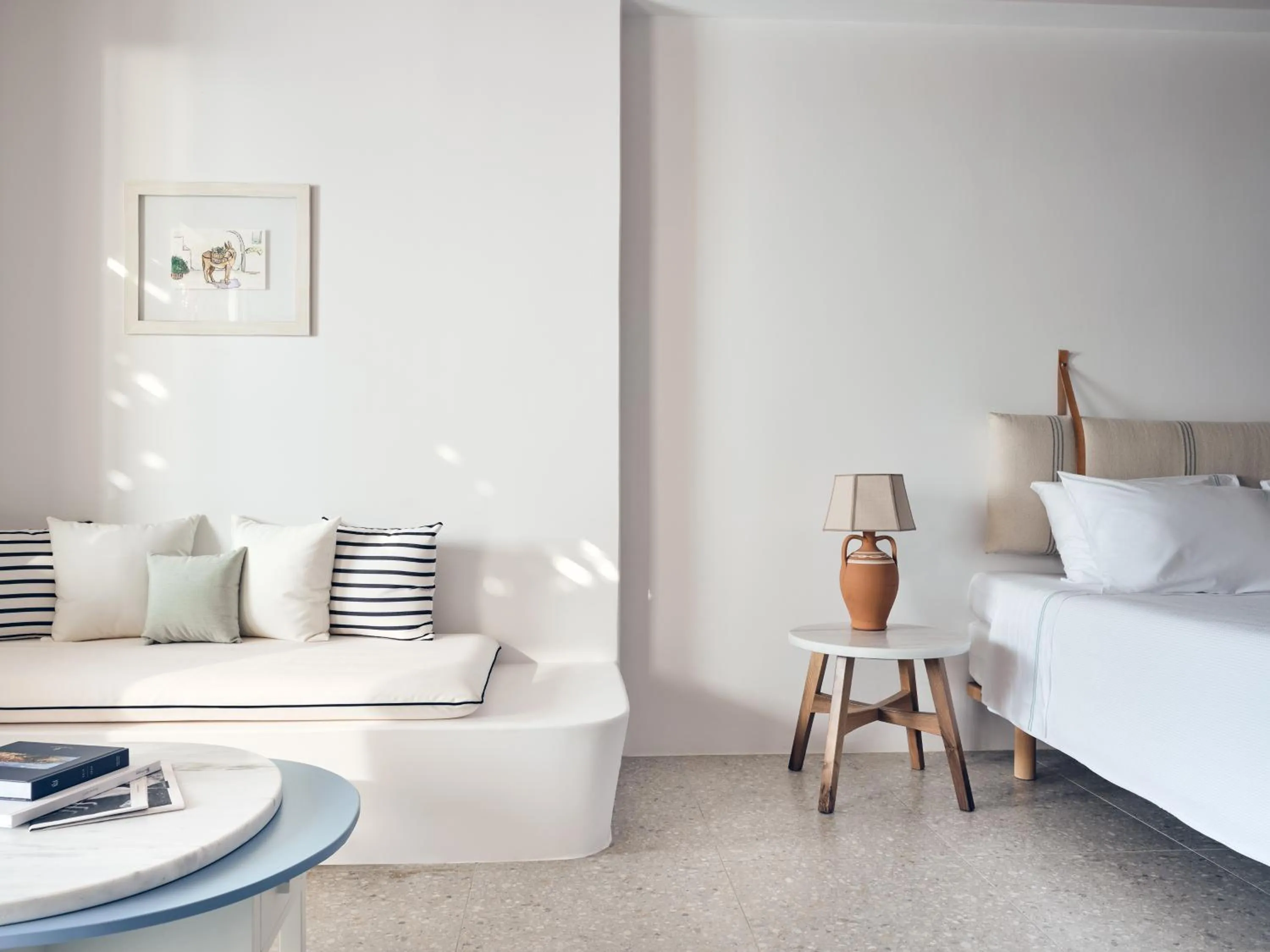 Living room, Bed in Belvedere Mykonos - Hilltop Rooms & Suites - The Leading Hotels of the World