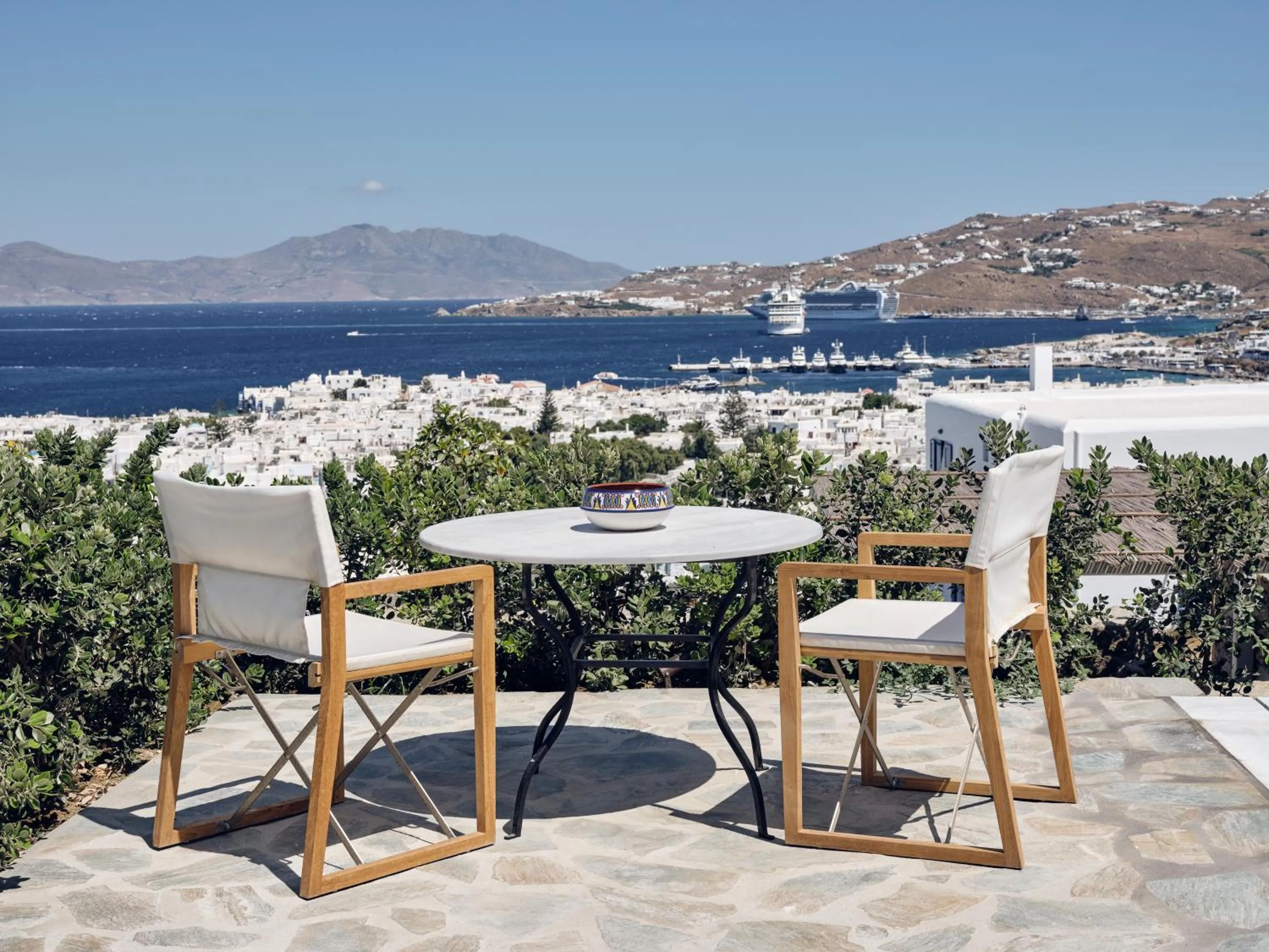 Patio in Belvedere Mykonos - Hilltop Rooms & Suites - The Leading Hotels of the World