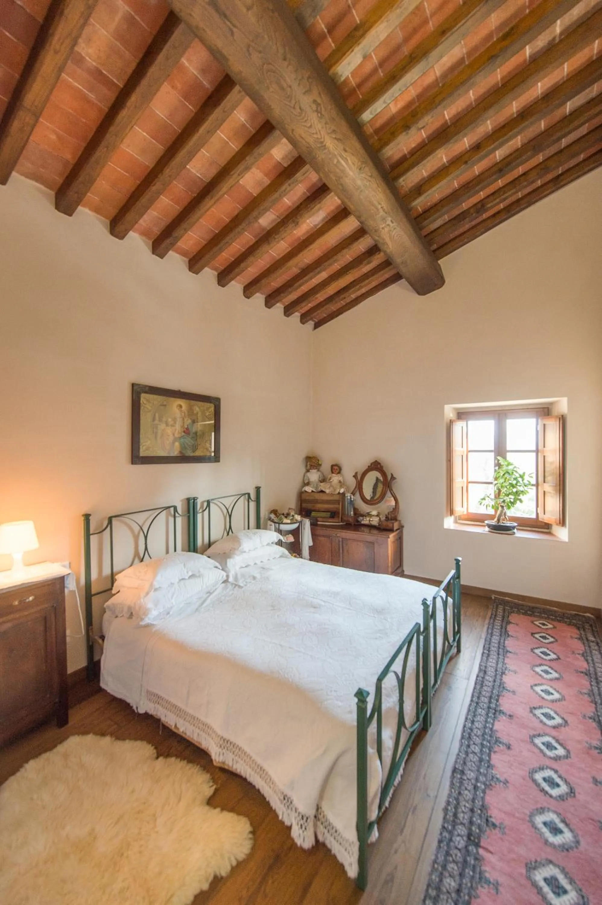 Photo of the whole room, Bed in podere Sanlorenzo