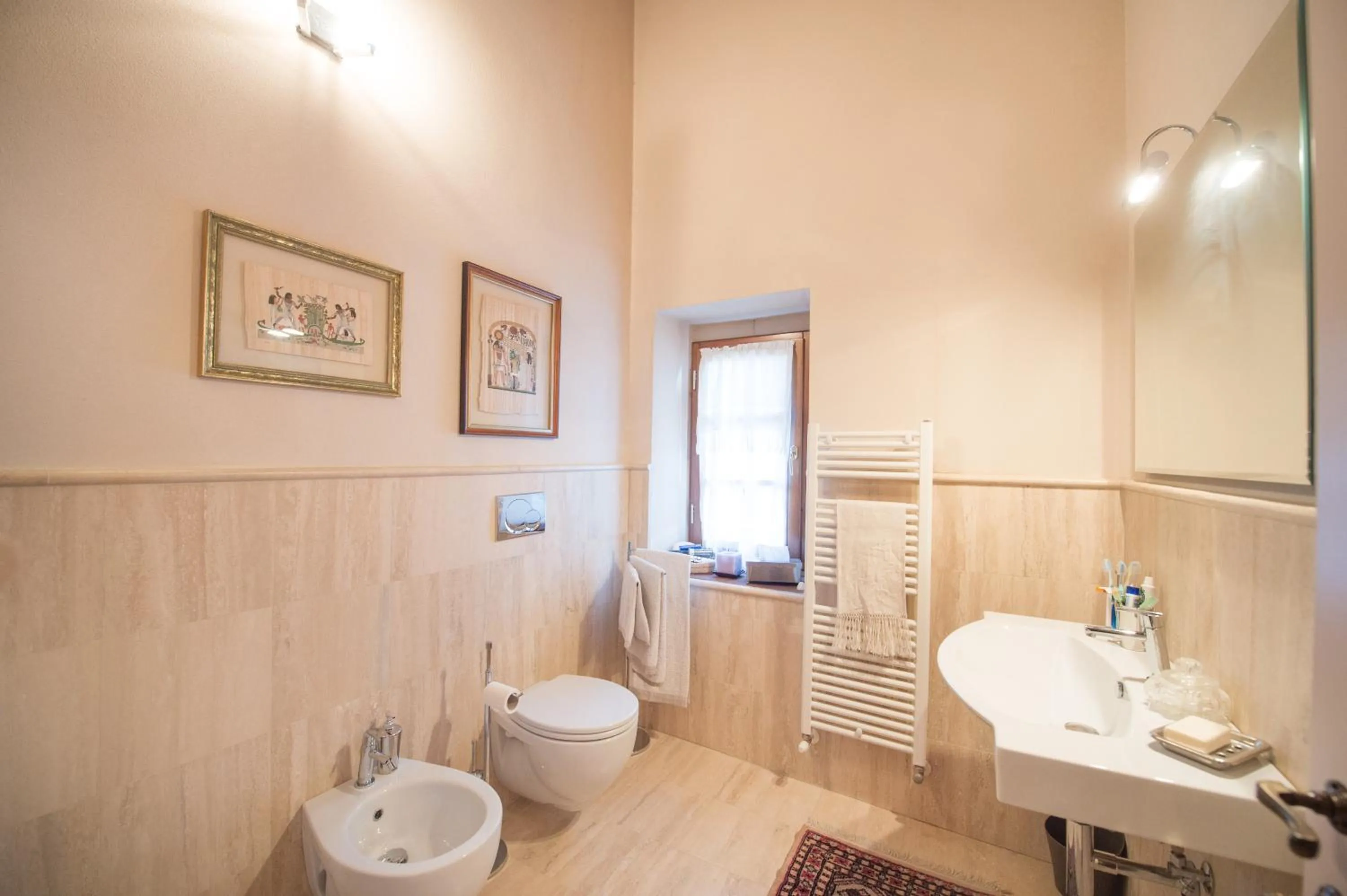 Bathroom in podere Sanlorenzo