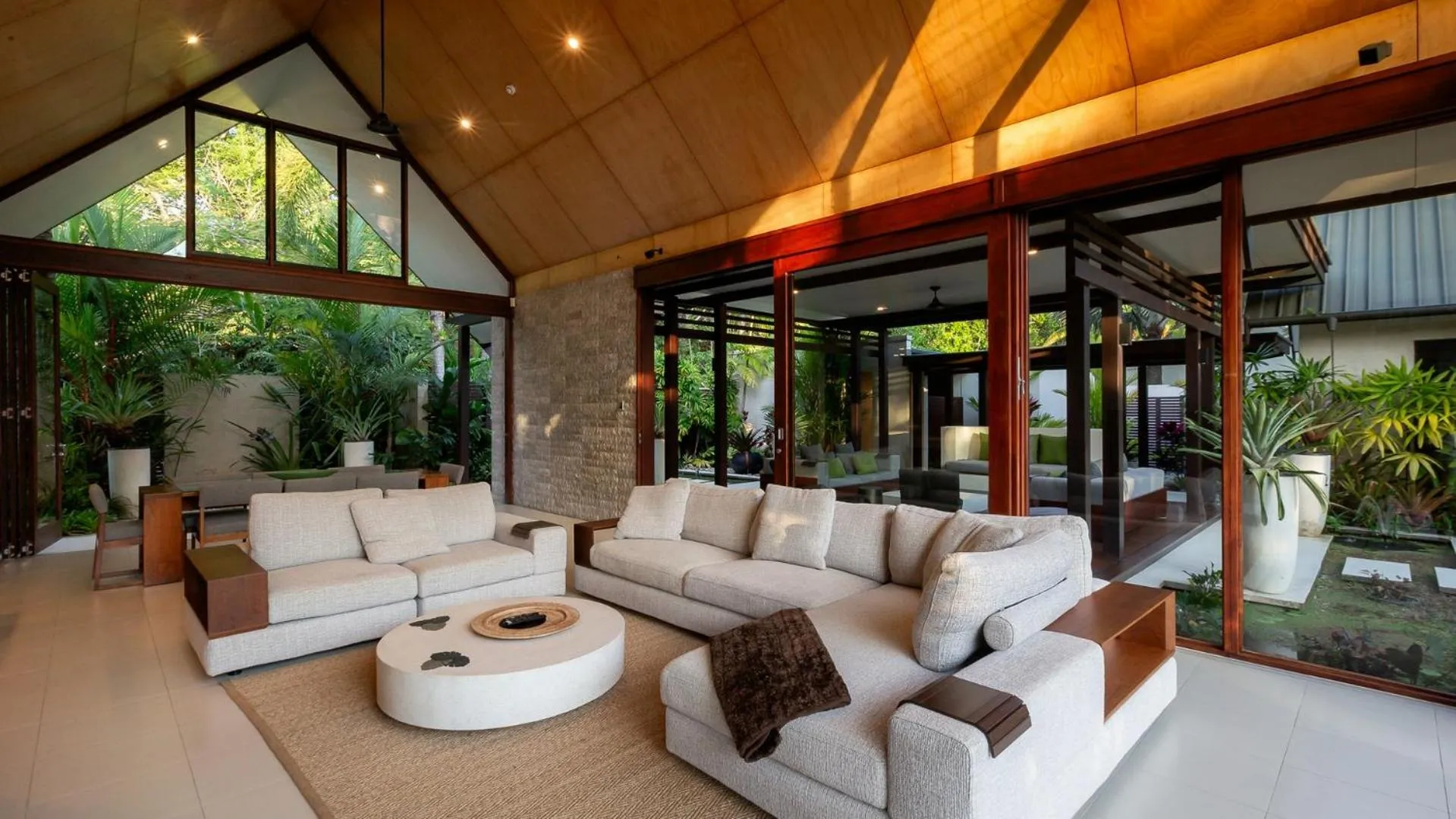 Living room in Niramaya Villas and Spa