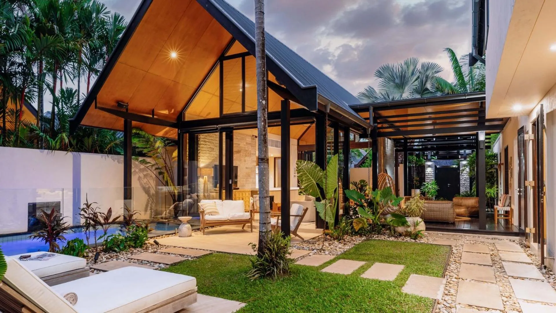 Garden in Niramaya Villas and Spa