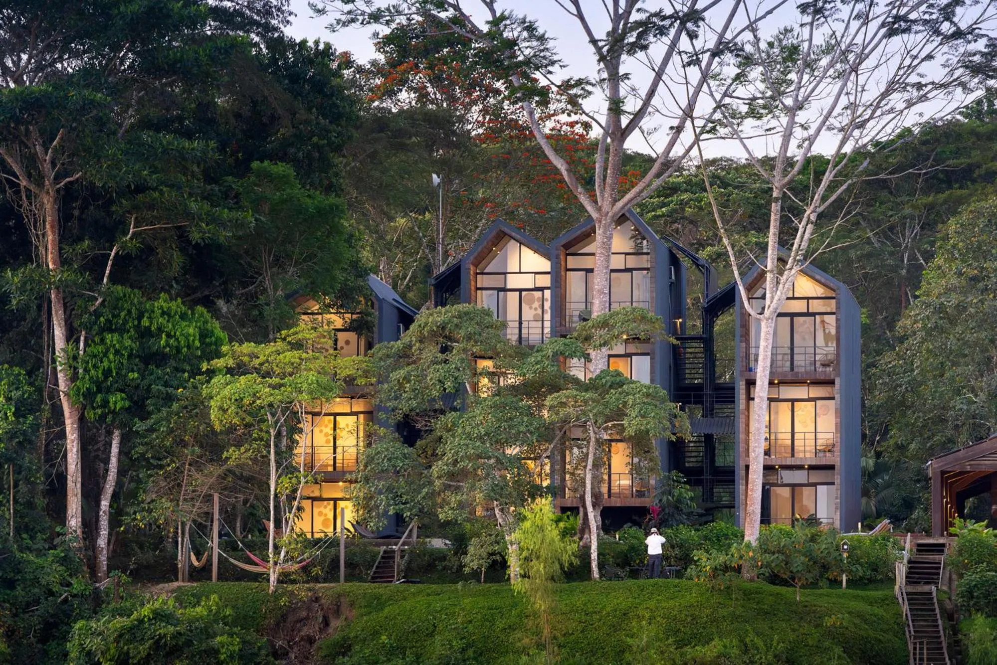 Property building in Enai