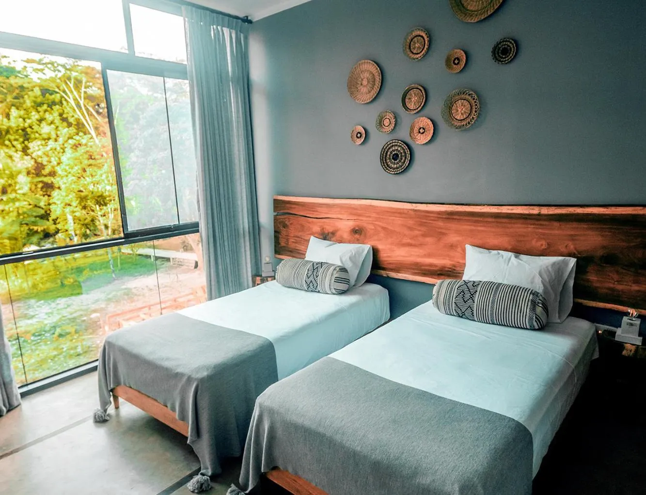 Tropical Twin in Enai