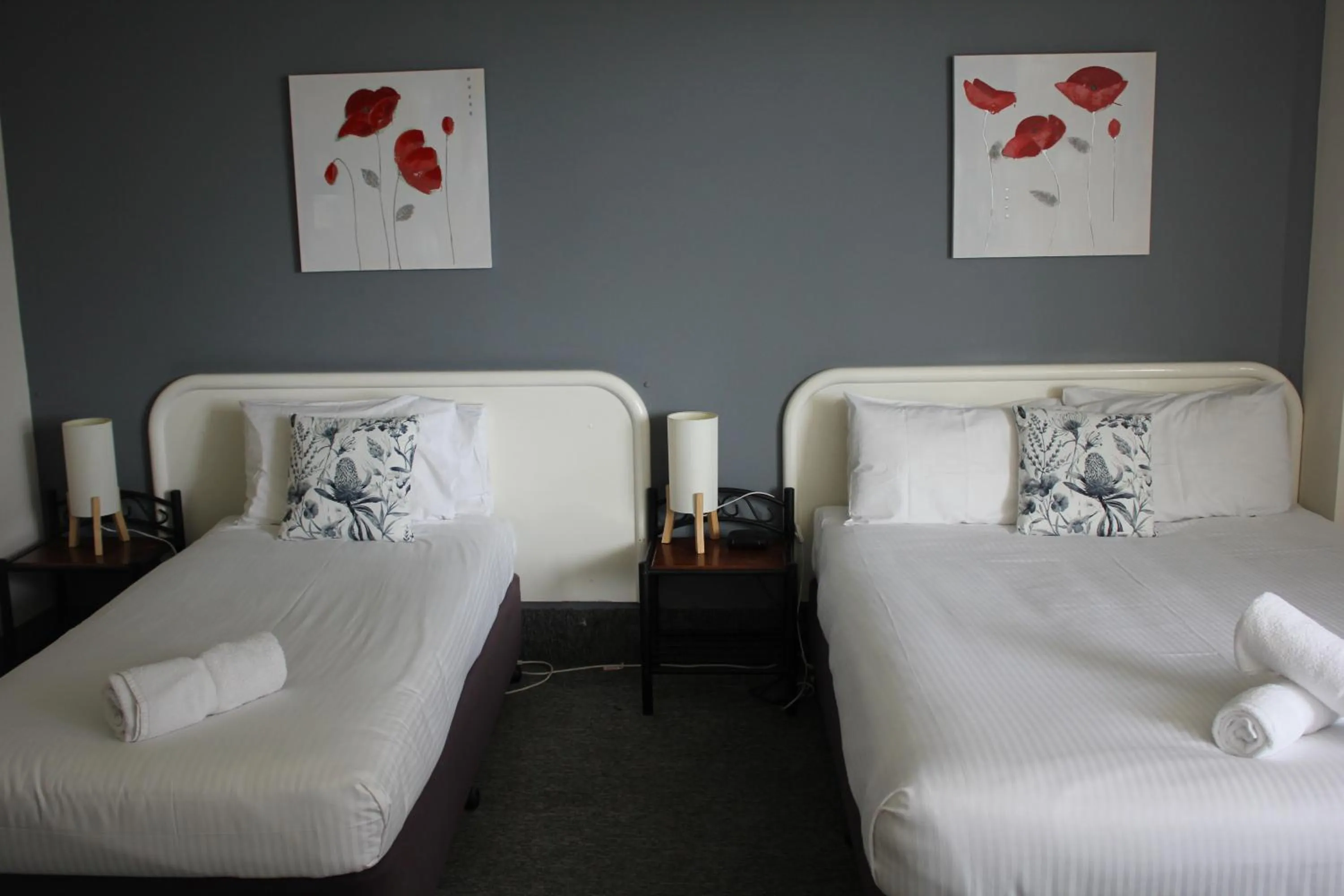 Bedroom in Hamilton Motor Inn