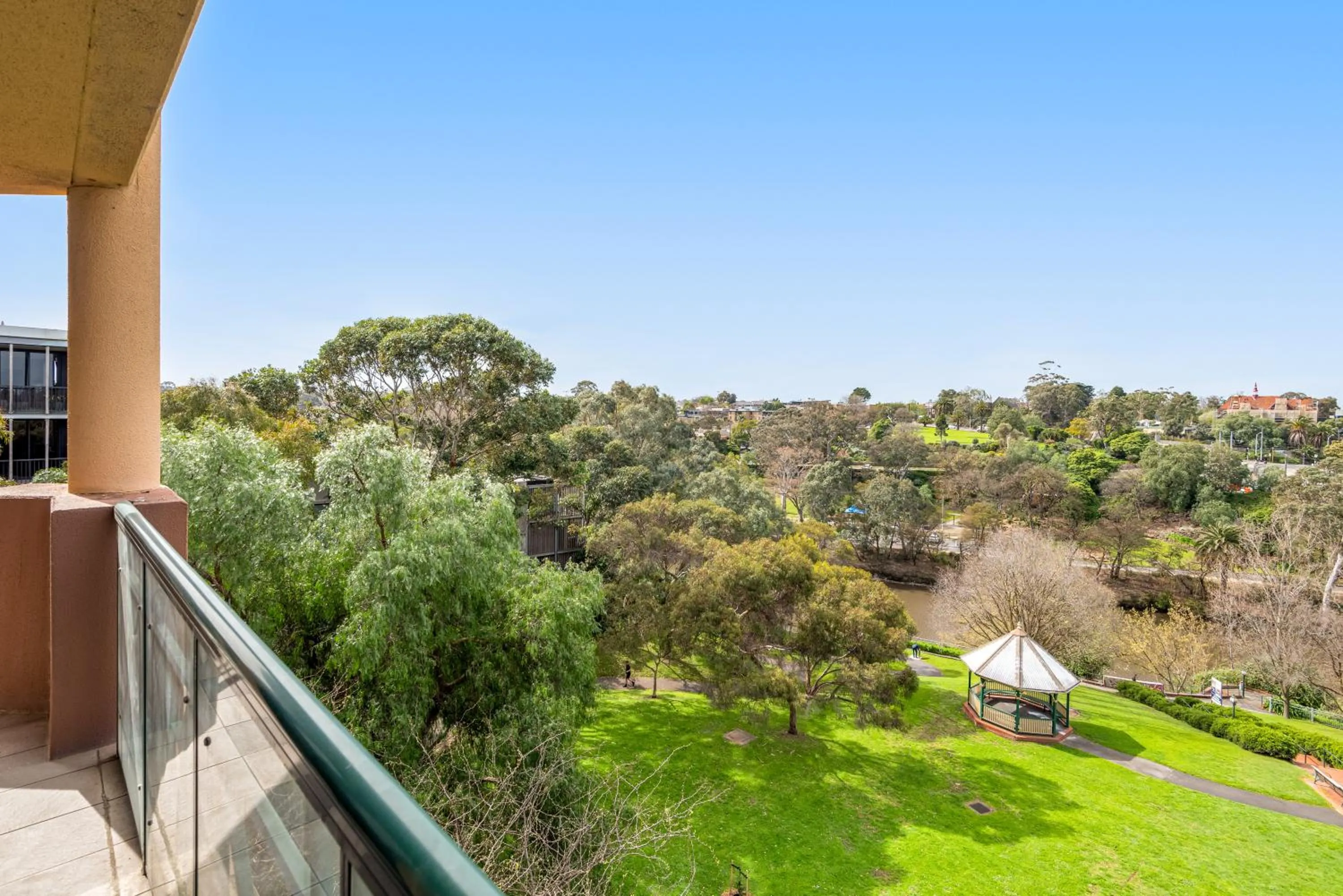 View (from property/room) in Amora Hotel Riverwalk Melbourne