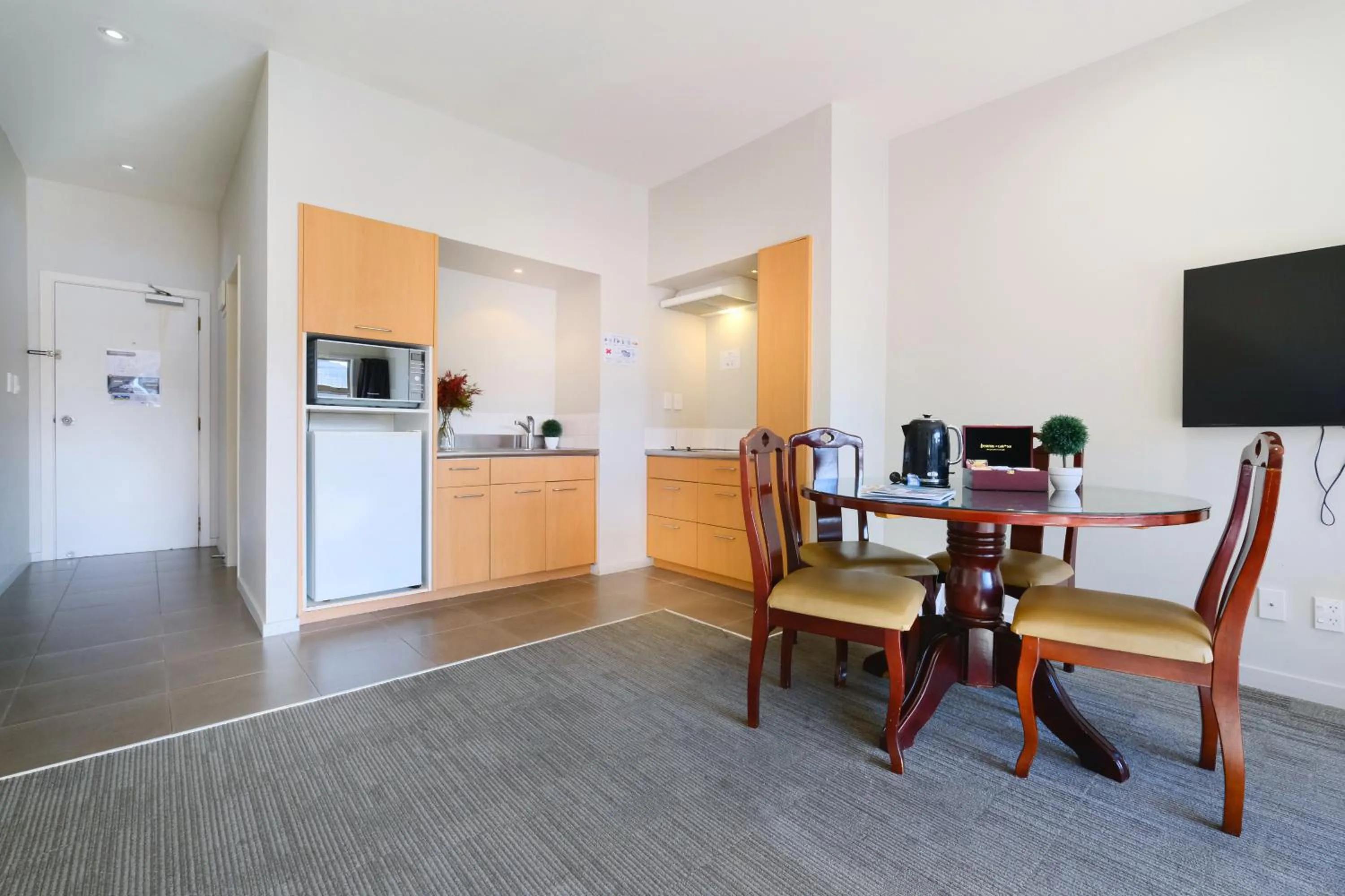 Dining area in The Garden Hotel