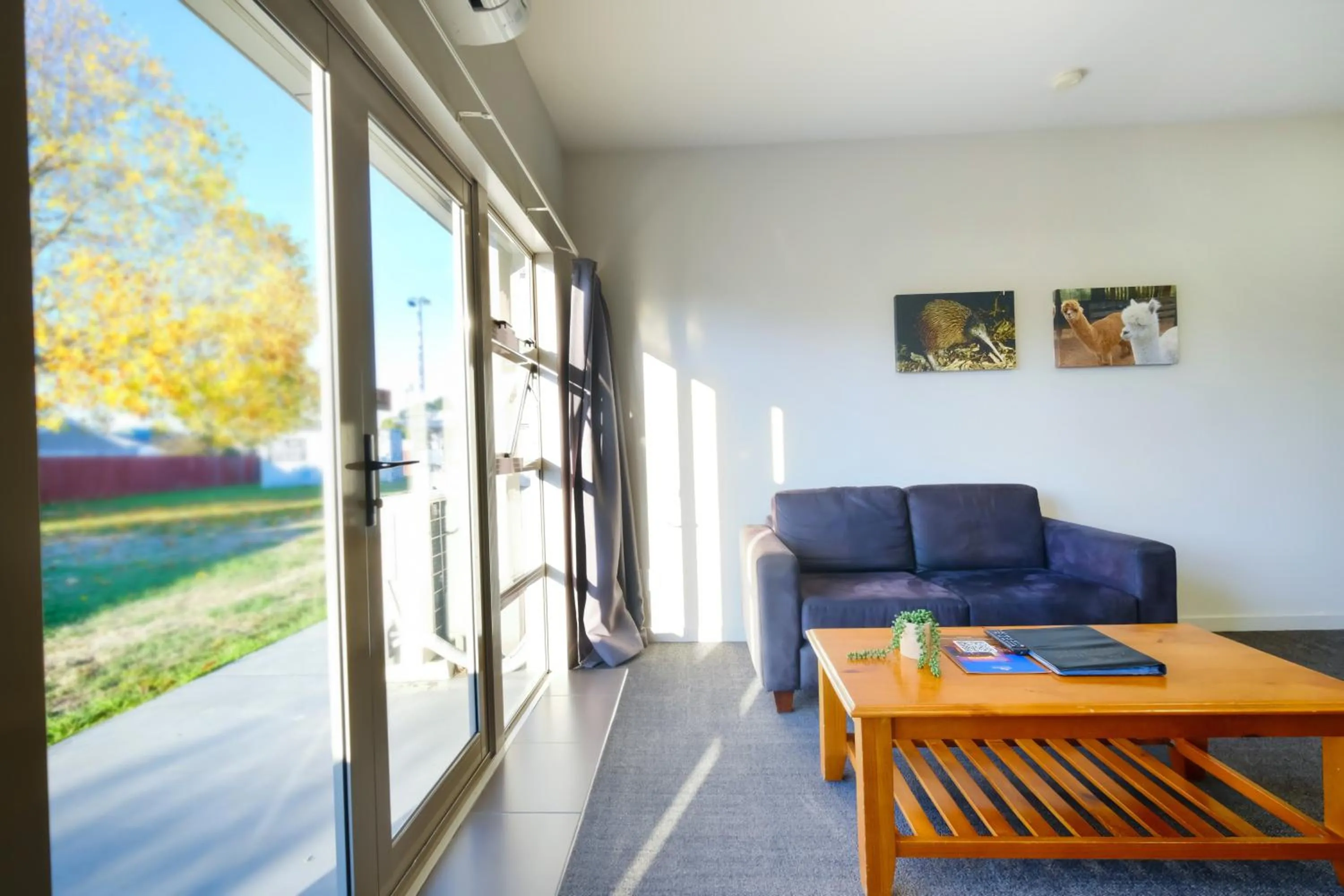 Living room in The Garden Hotel
