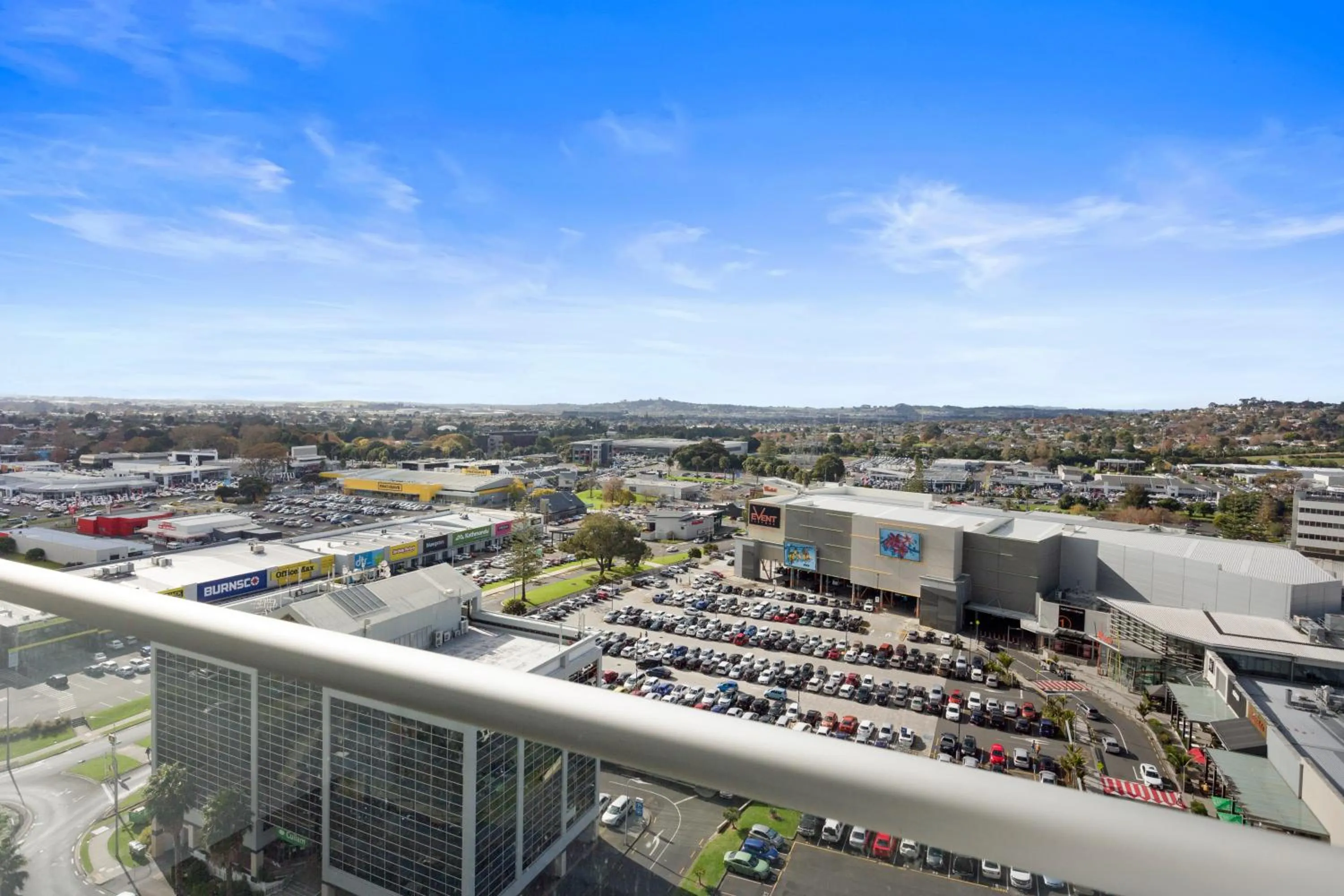 Patio in Proximity Apartments Manukau / Auckland Airport