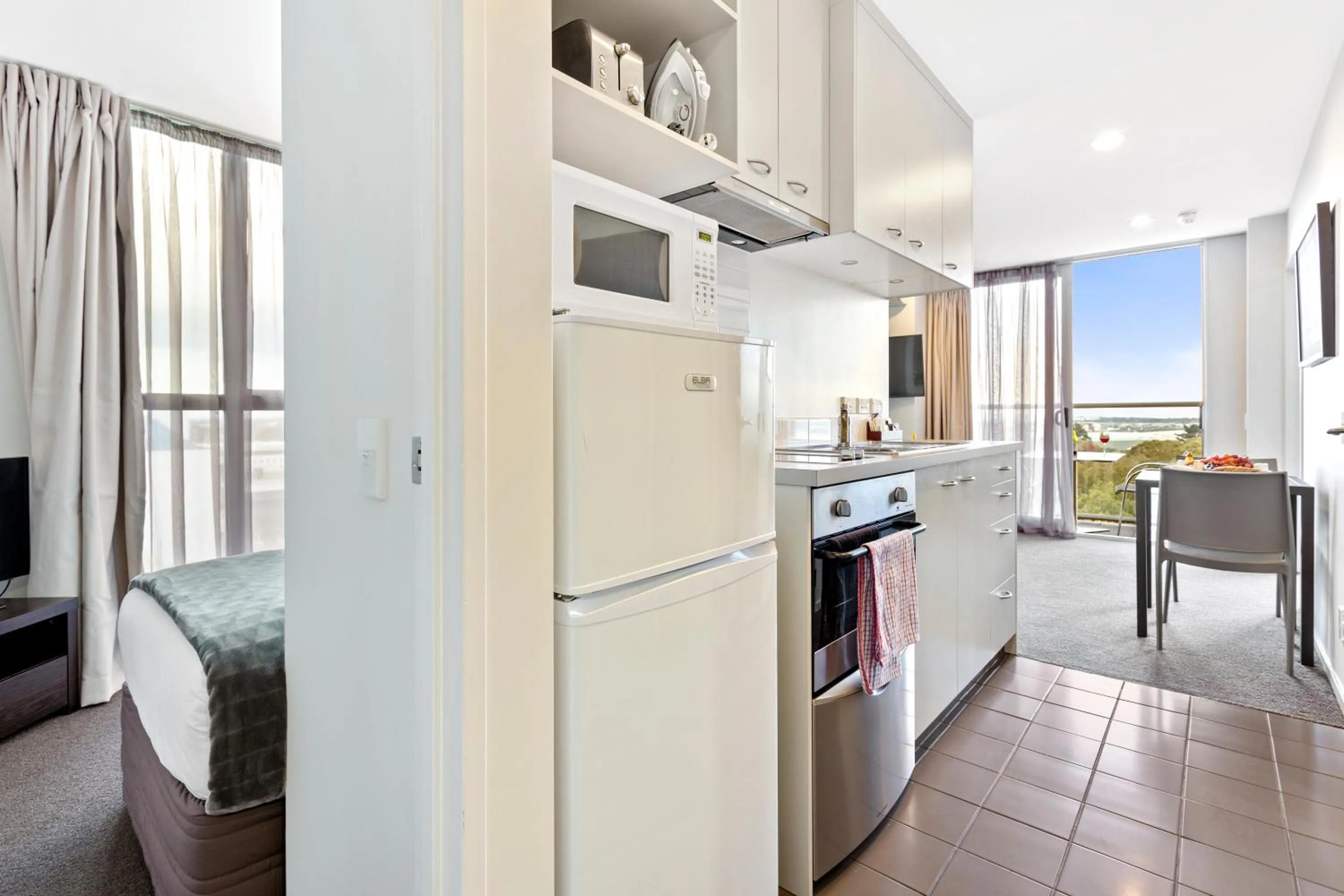 Bed in Proximity Apartments Manukau / Auckland Airport