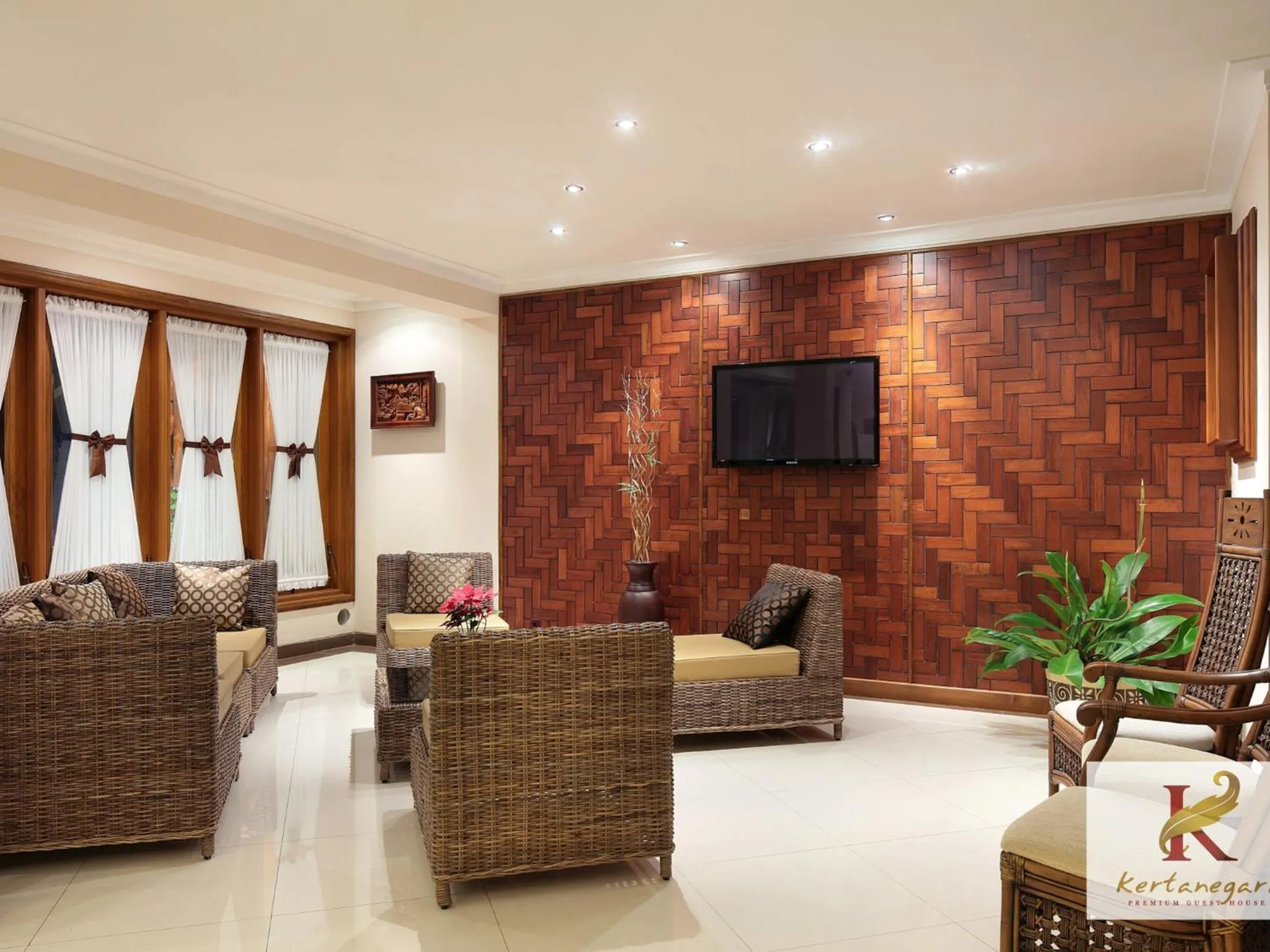Lobby or reception in Kertanegara Premium Guest House