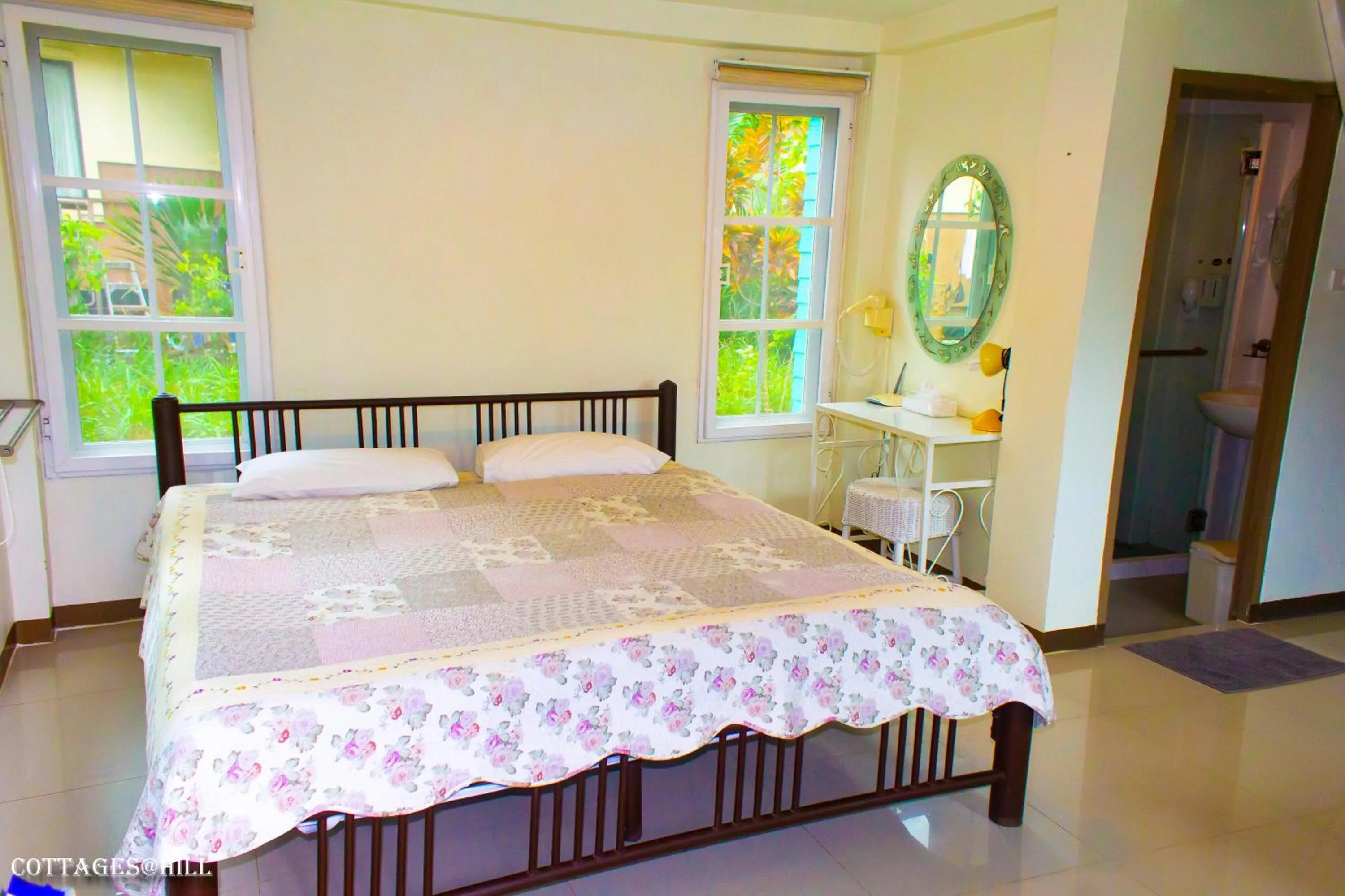 Bed in Cottages @ Hill Resort