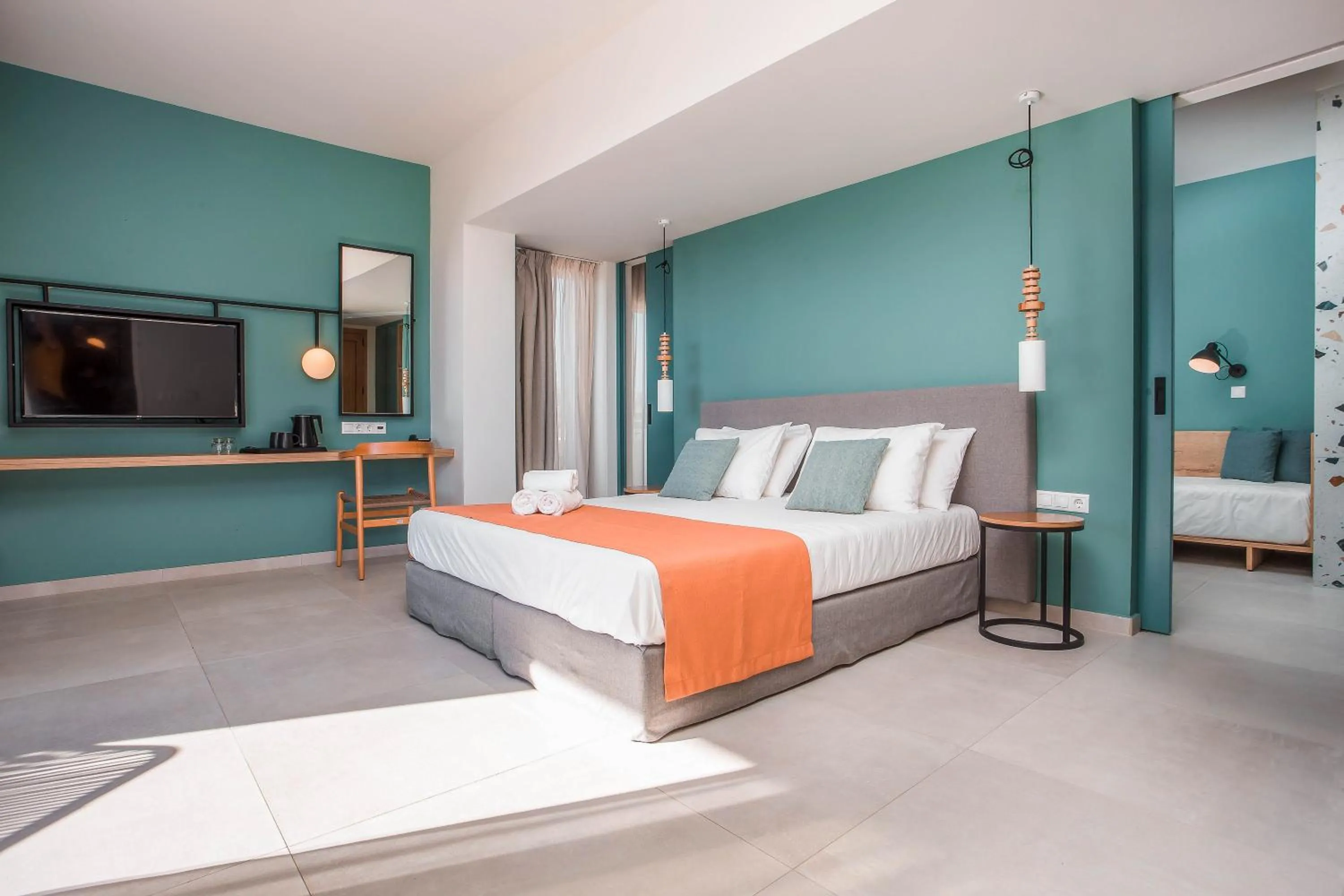 Bed in Mazoren Art Hotel