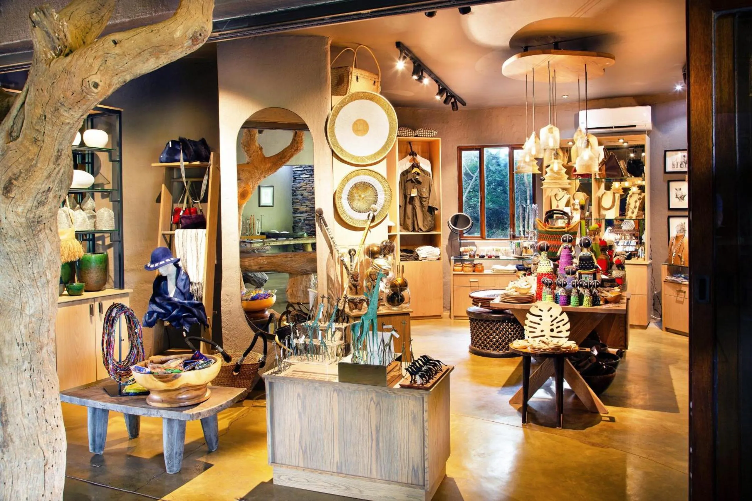 Madikwe Hills Private Game Lodge