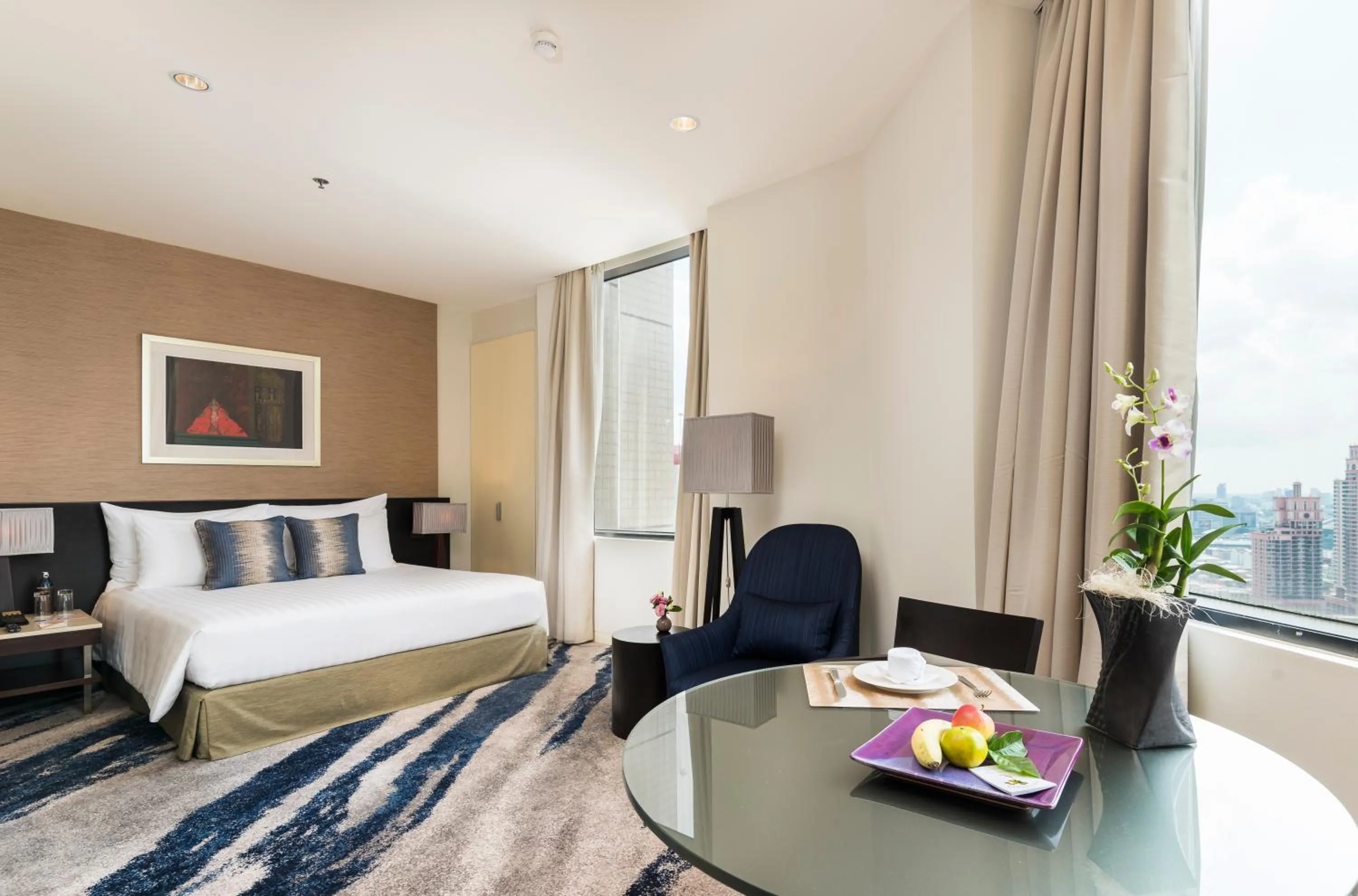 Bed in Emporium Suites by Chatrium