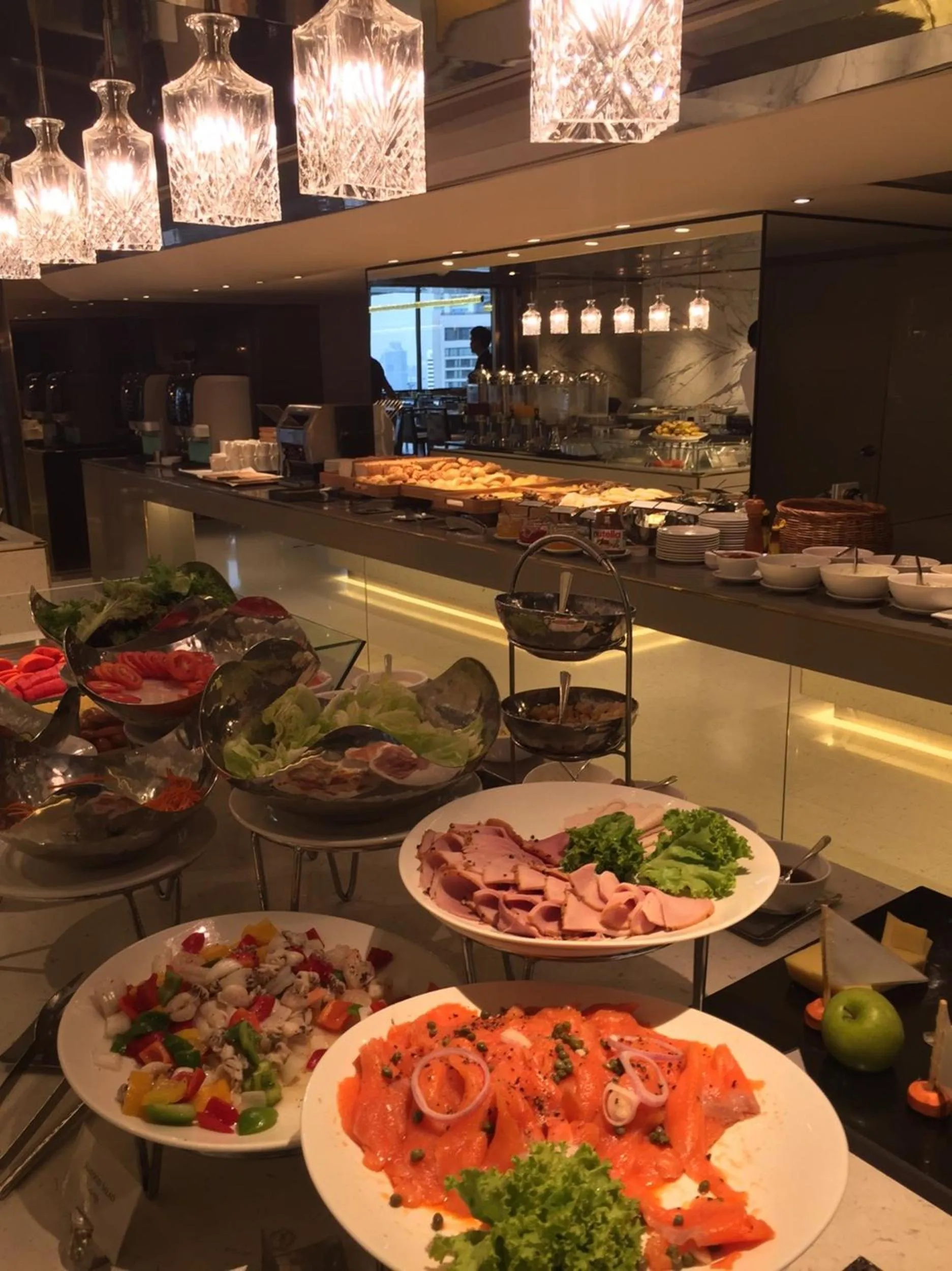 Buffet breakfast in Emporium Suites by Chatrium