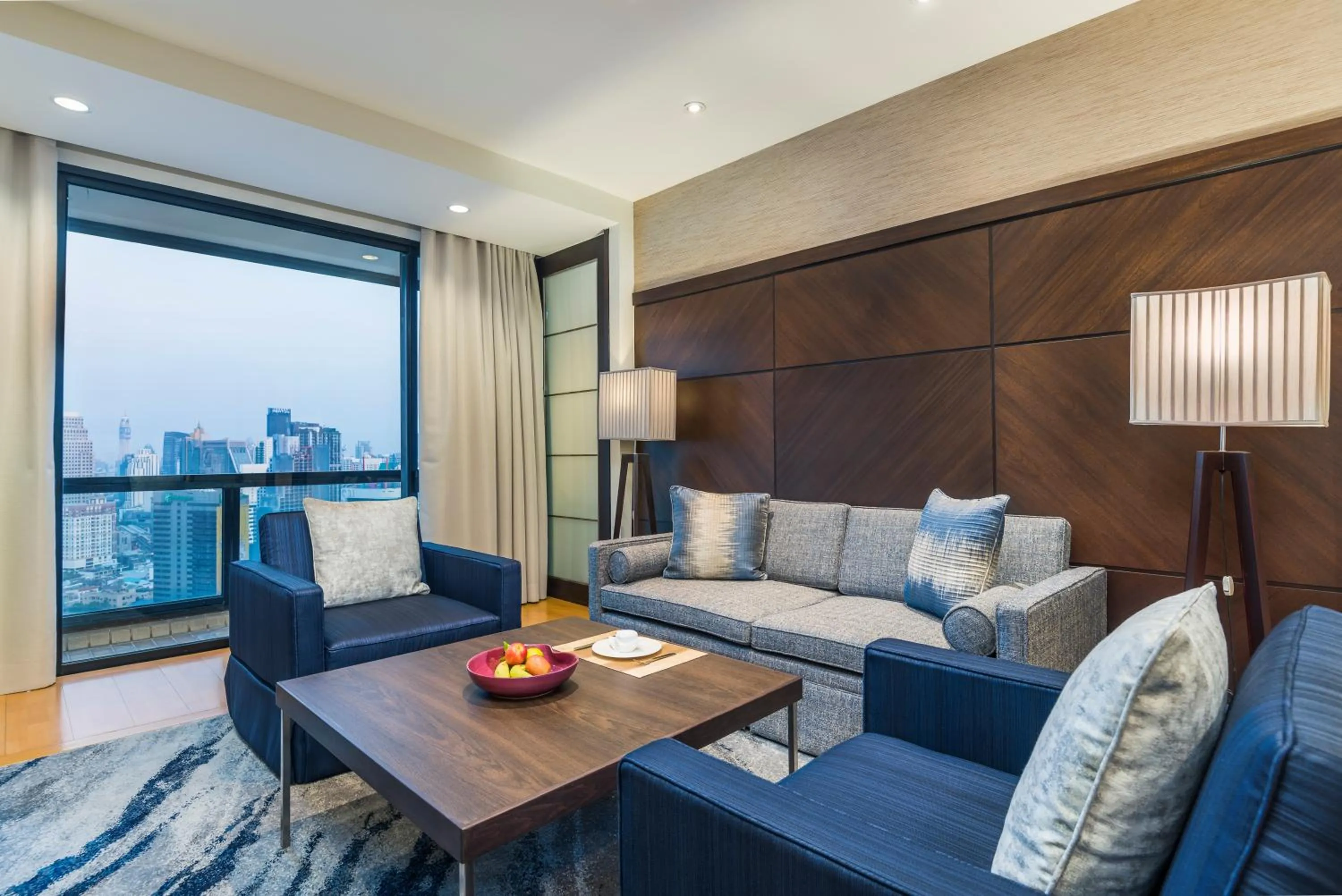 TV and multimedia in Emporium Suites by Chatrium