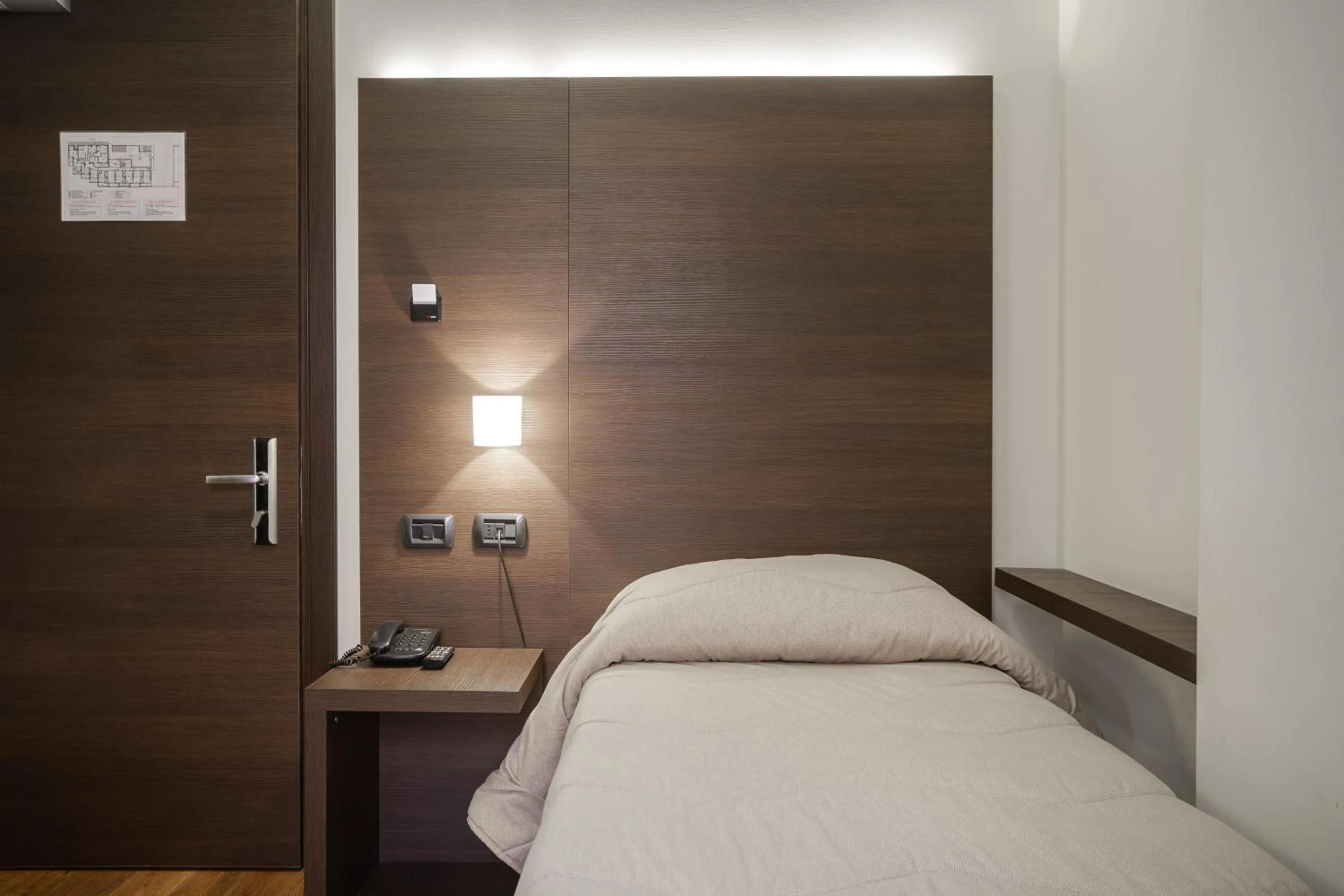 Bed in Hotel Ristorante Da Tonino