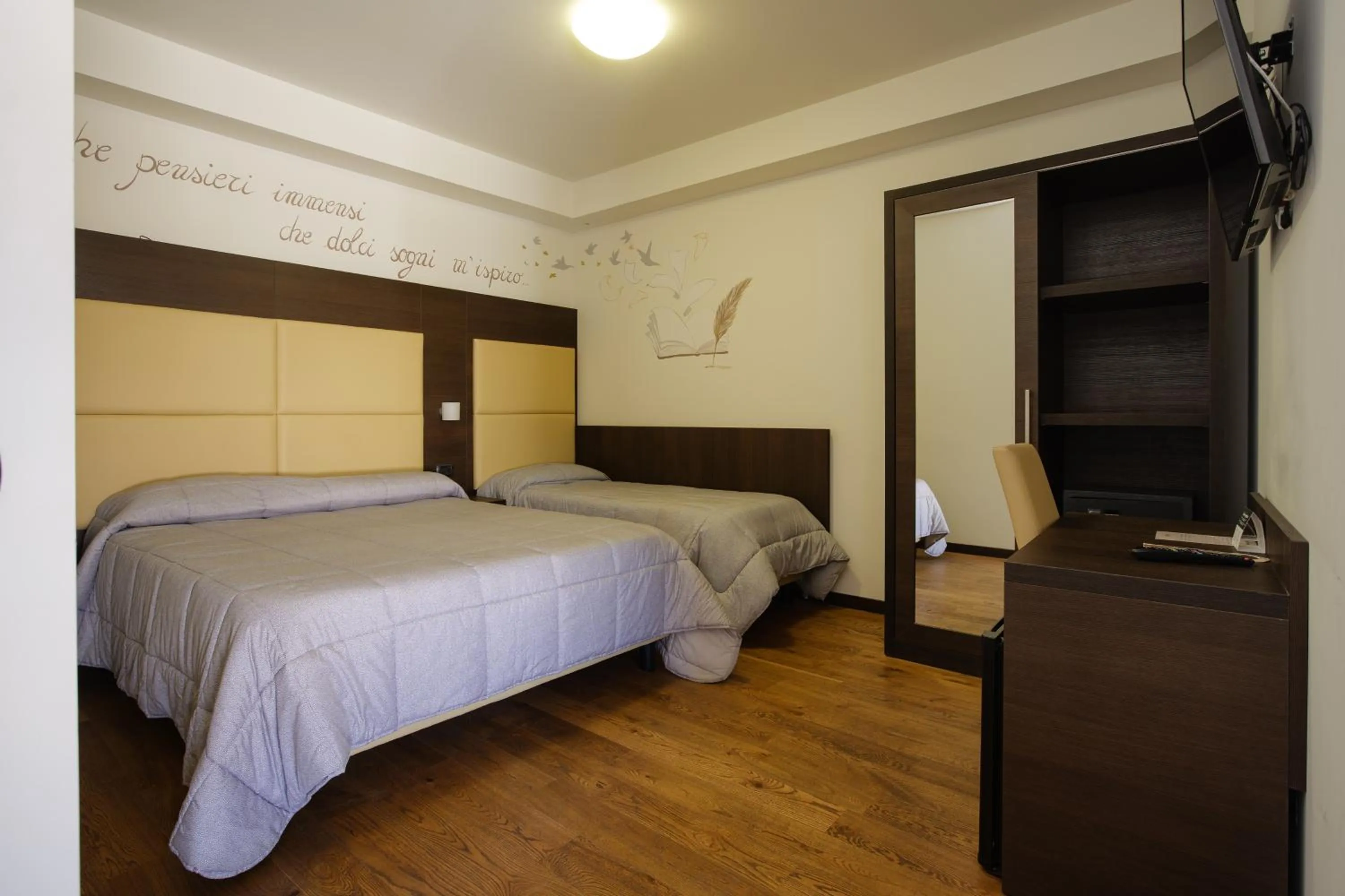 Bed in Hotel Ristorante Da Tonino