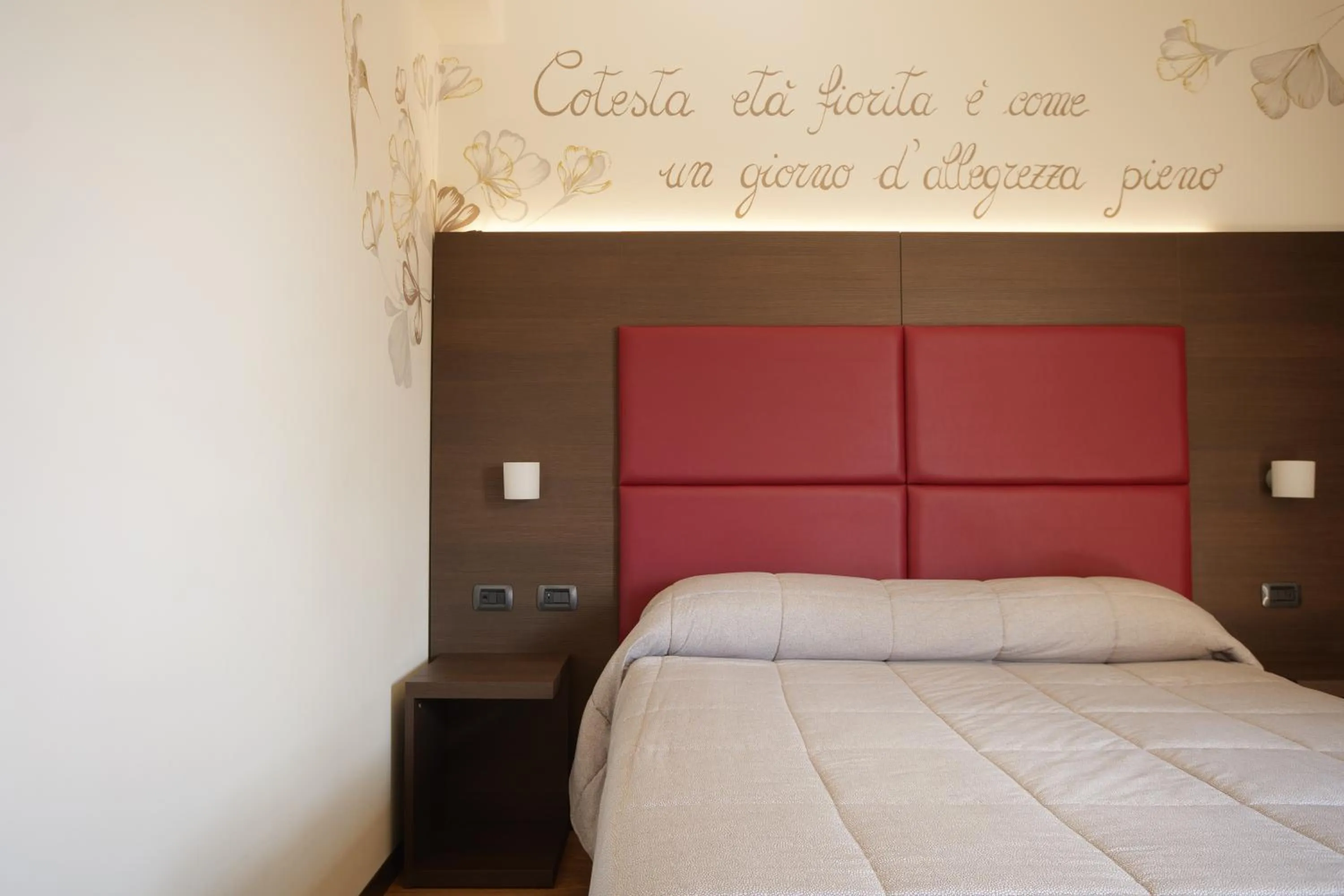 Bed in Hotel Ristorante Da Tonino