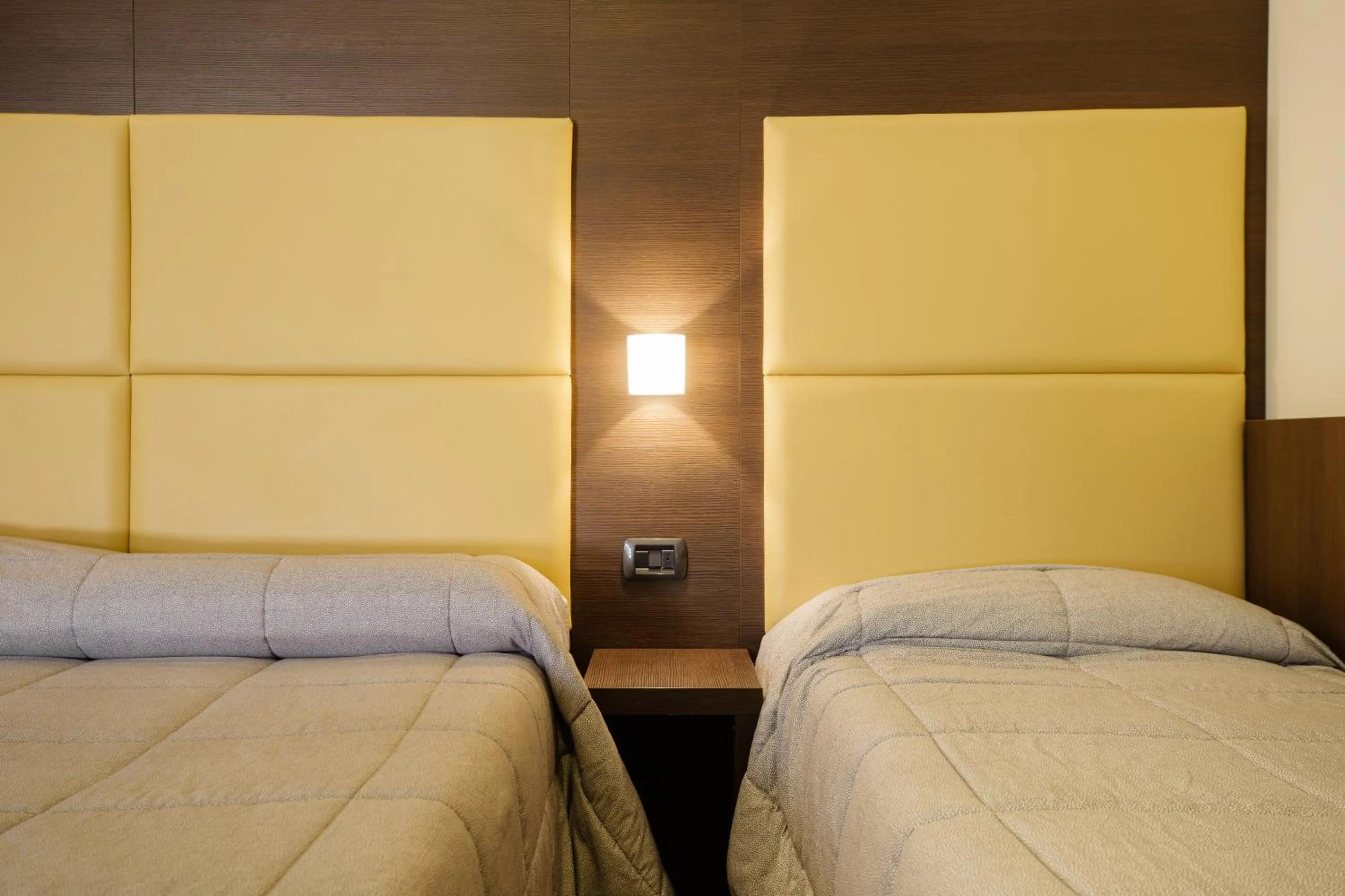 Bed in Hotel Ristorante Da Tonino