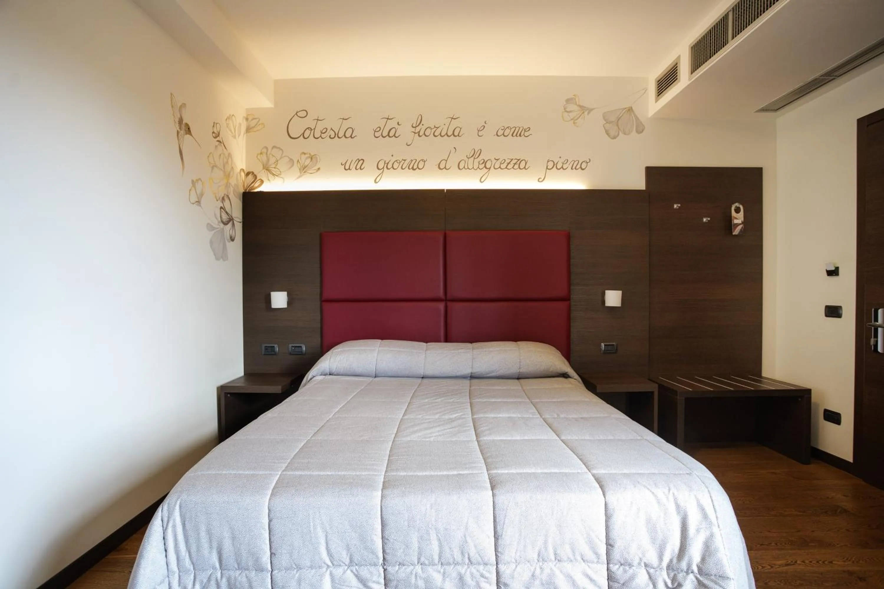 Bed in Hotel Ristorante Da Tonino