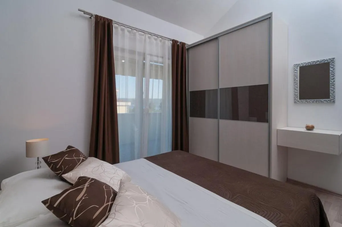 Bed in Villa Koludrovac