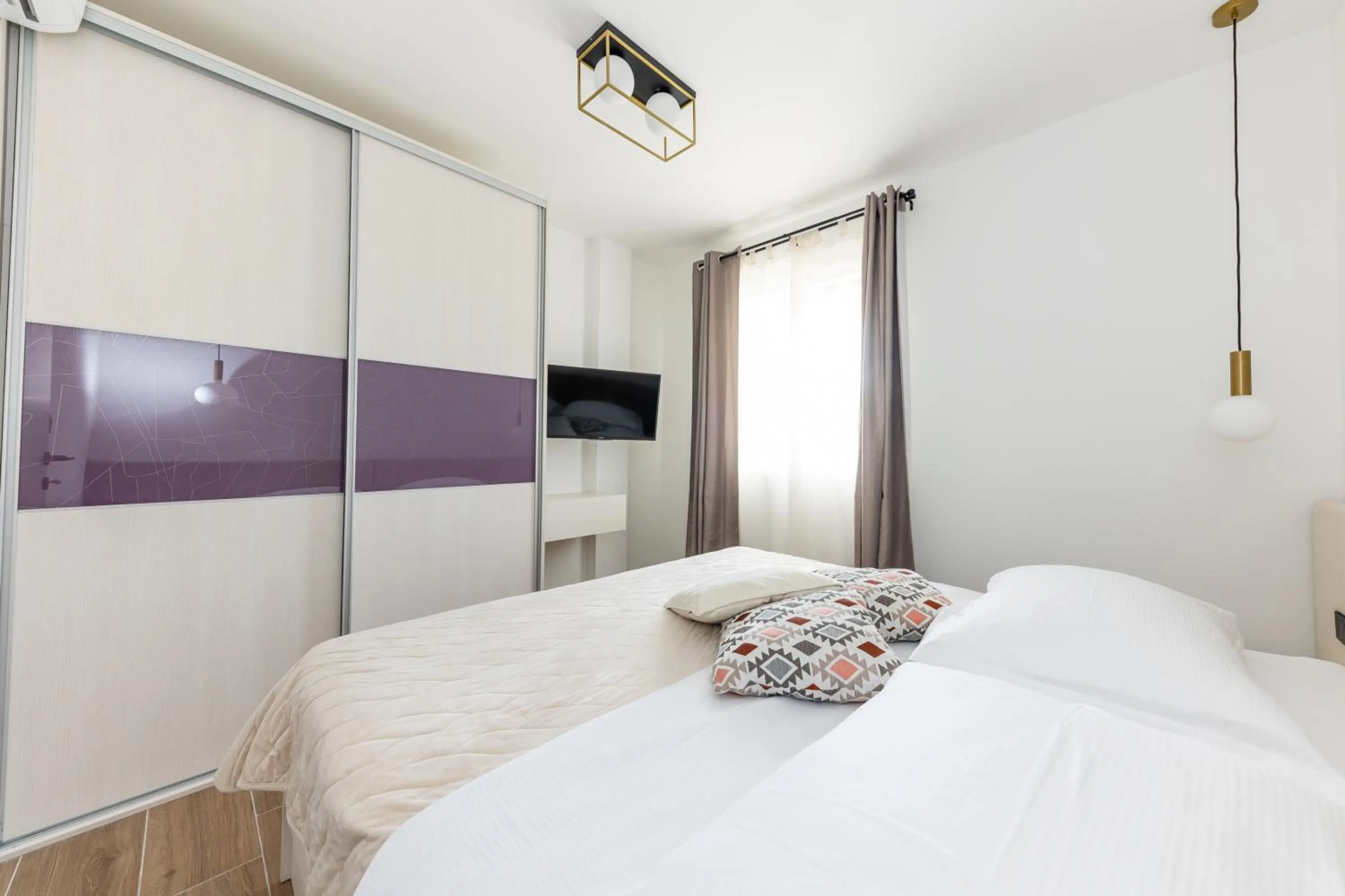 Bed in Villa Koludrovac