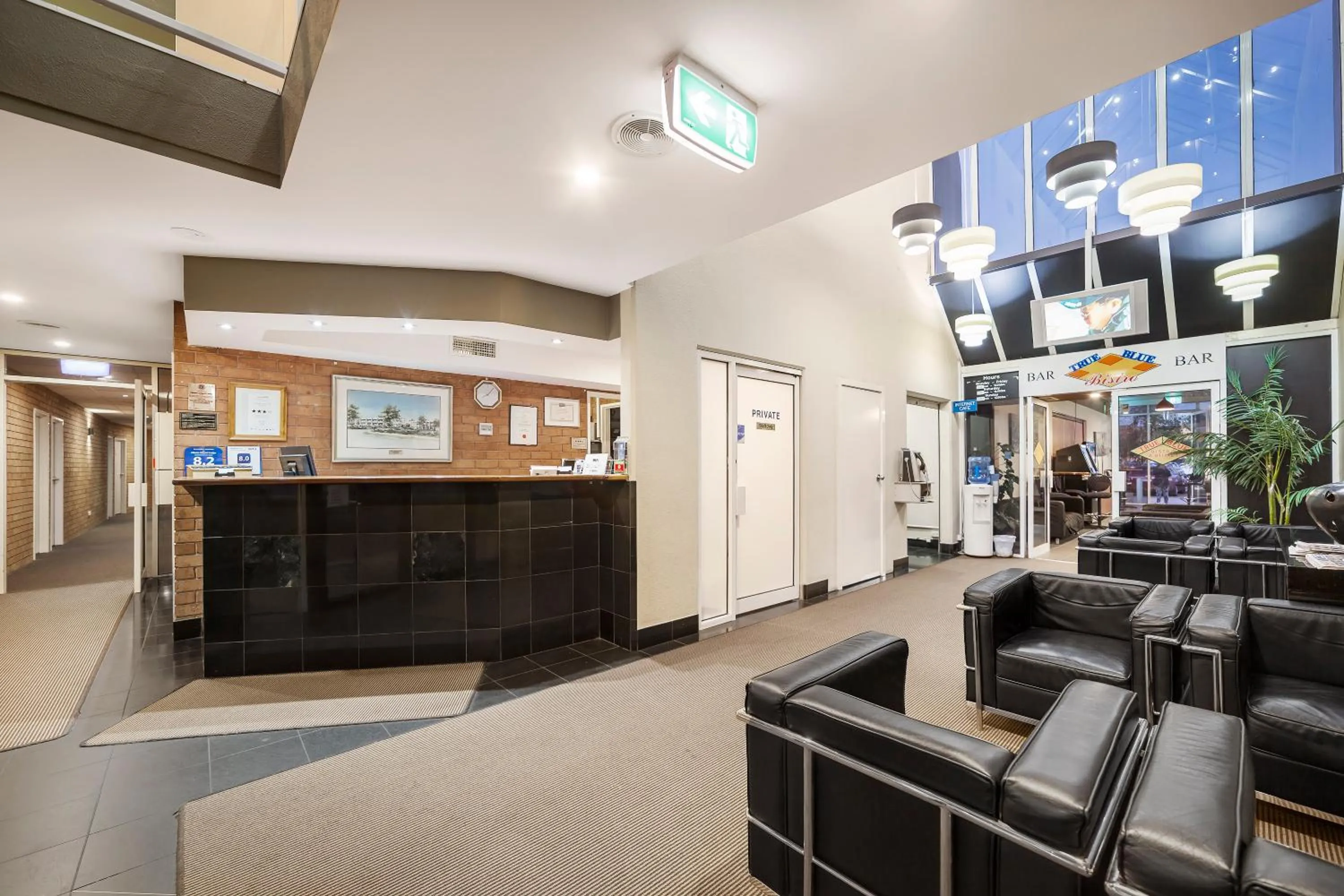 Lobby or reception in Ciloms Airport Lodge Melbourne Airport
