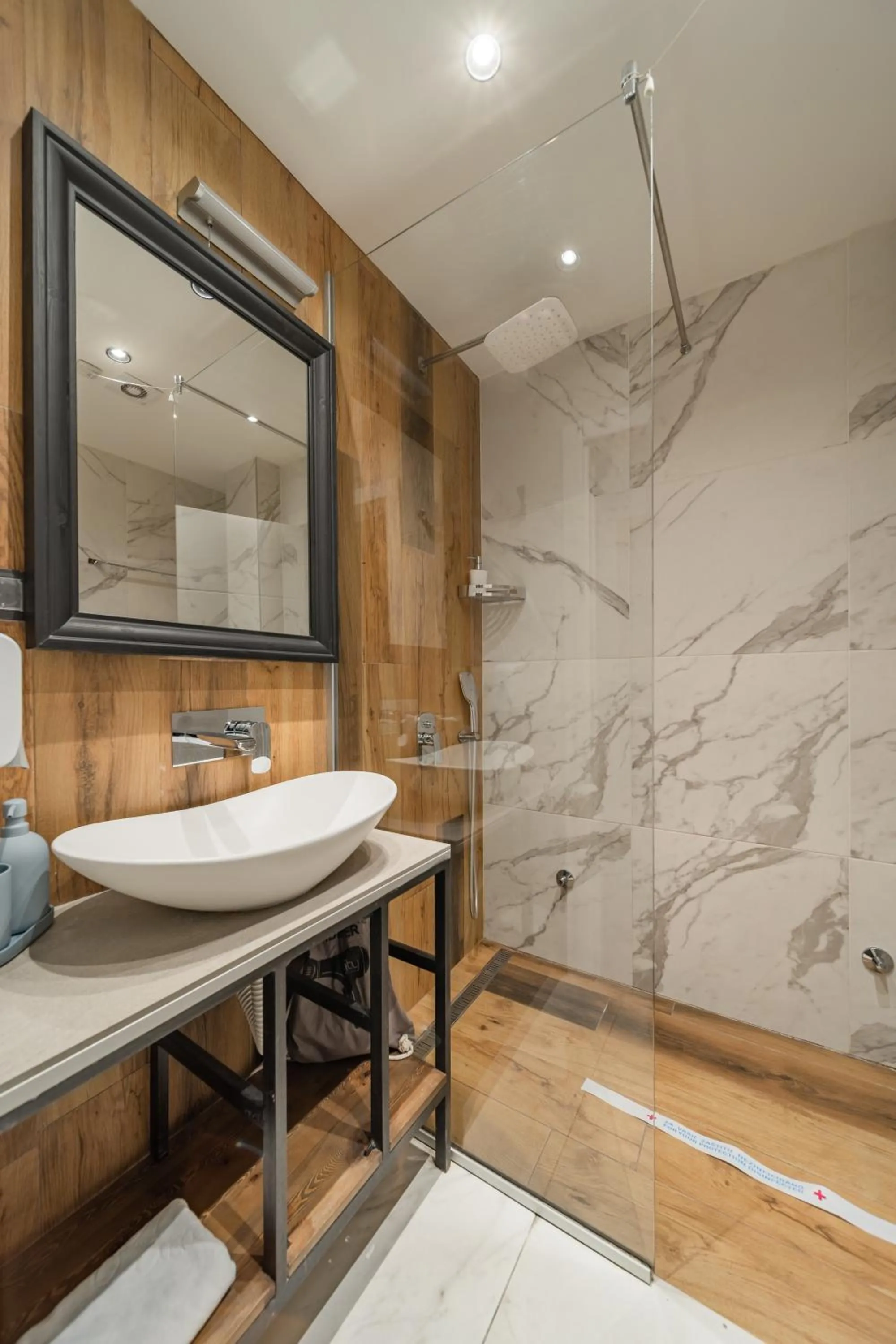 Shower in Hotel Garni VIZURA Sport