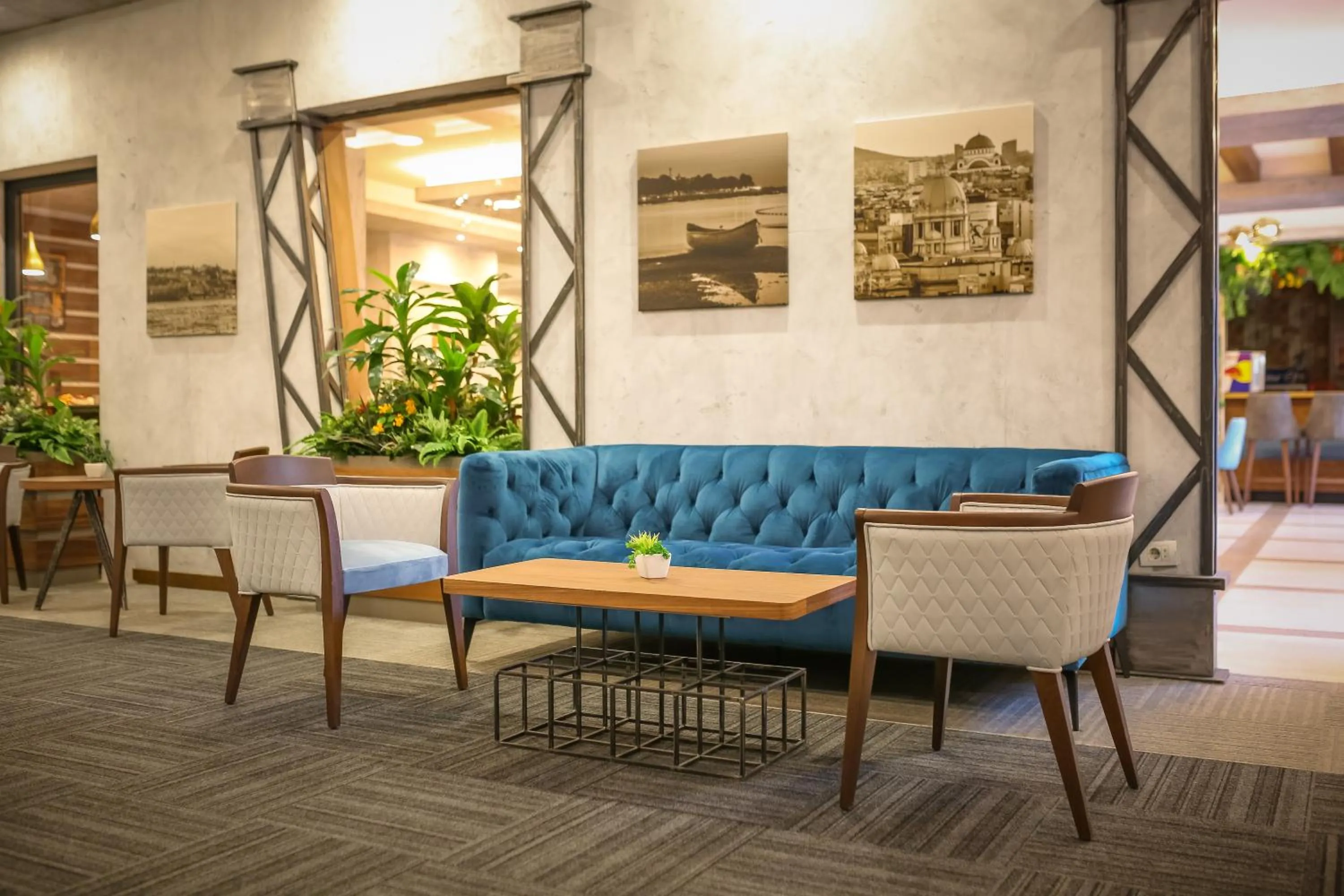 Lobby or reception in Hotel Garni VIZURA Sport