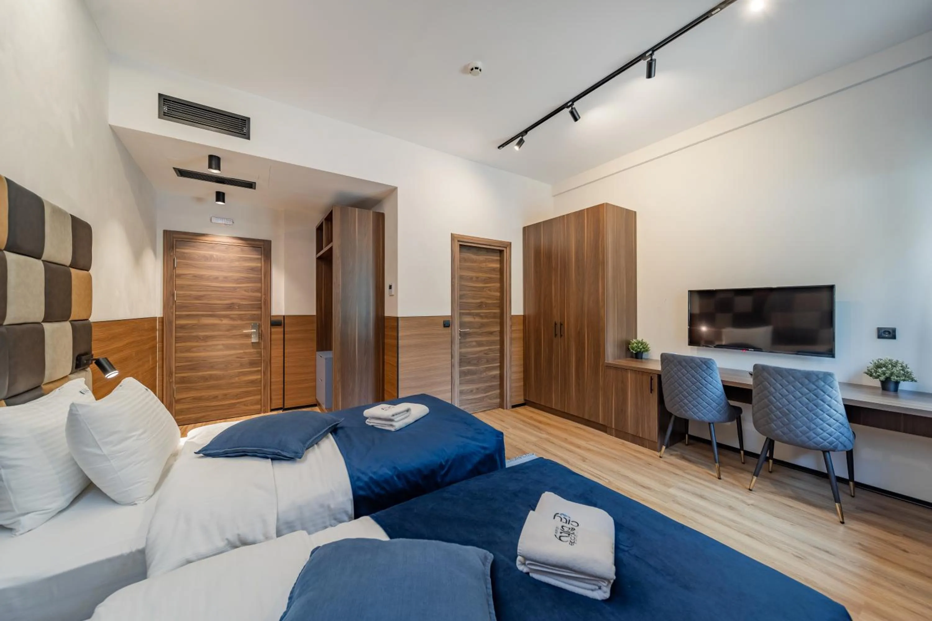 Bed in Hotel Garni VIZURA Sport