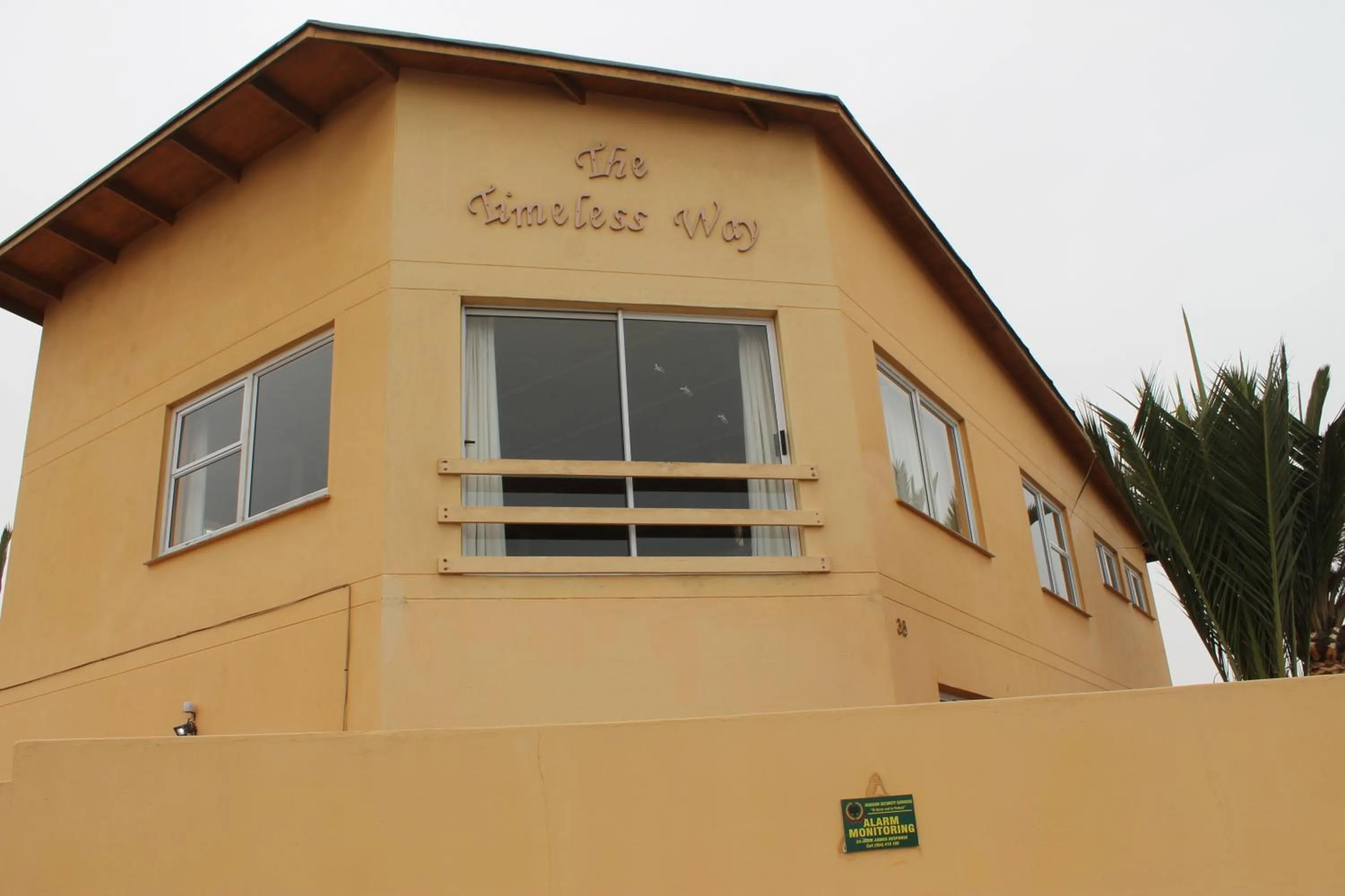 Apartment with Sea View - single occupancy in The Timeless Way Self Catering Accommodation